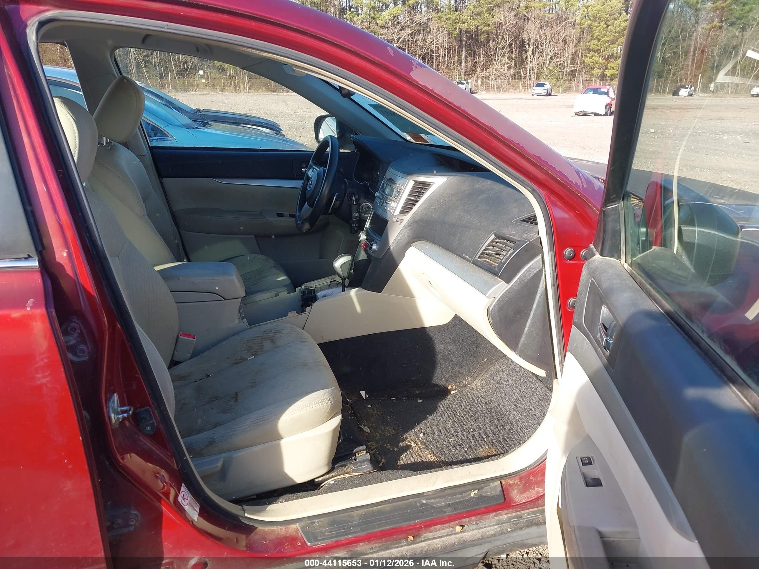 2011 Subaru Outback 2.5i Red vin: 4S4BRBAC8B3341775
