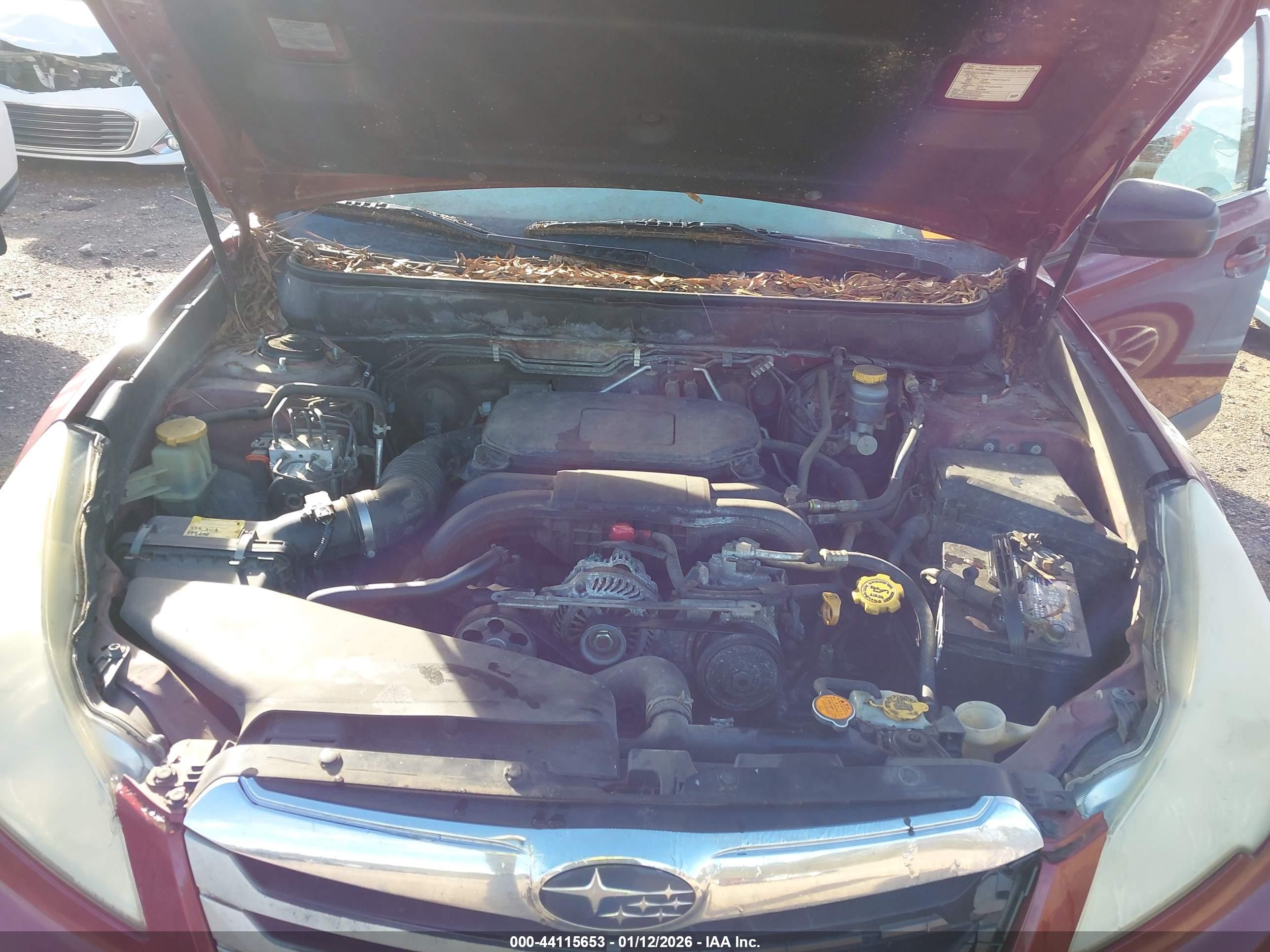 2011 Subaru Outback 2.5i Red vin: 4S4BRBAC8B3341775