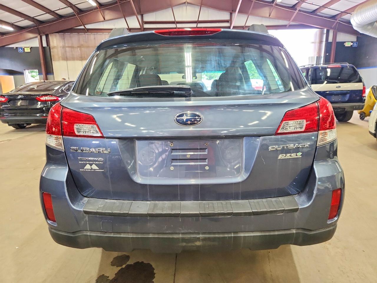 2014 Subaru Outback 2.5i Синий vin: 4S4BRBAC8E3262806