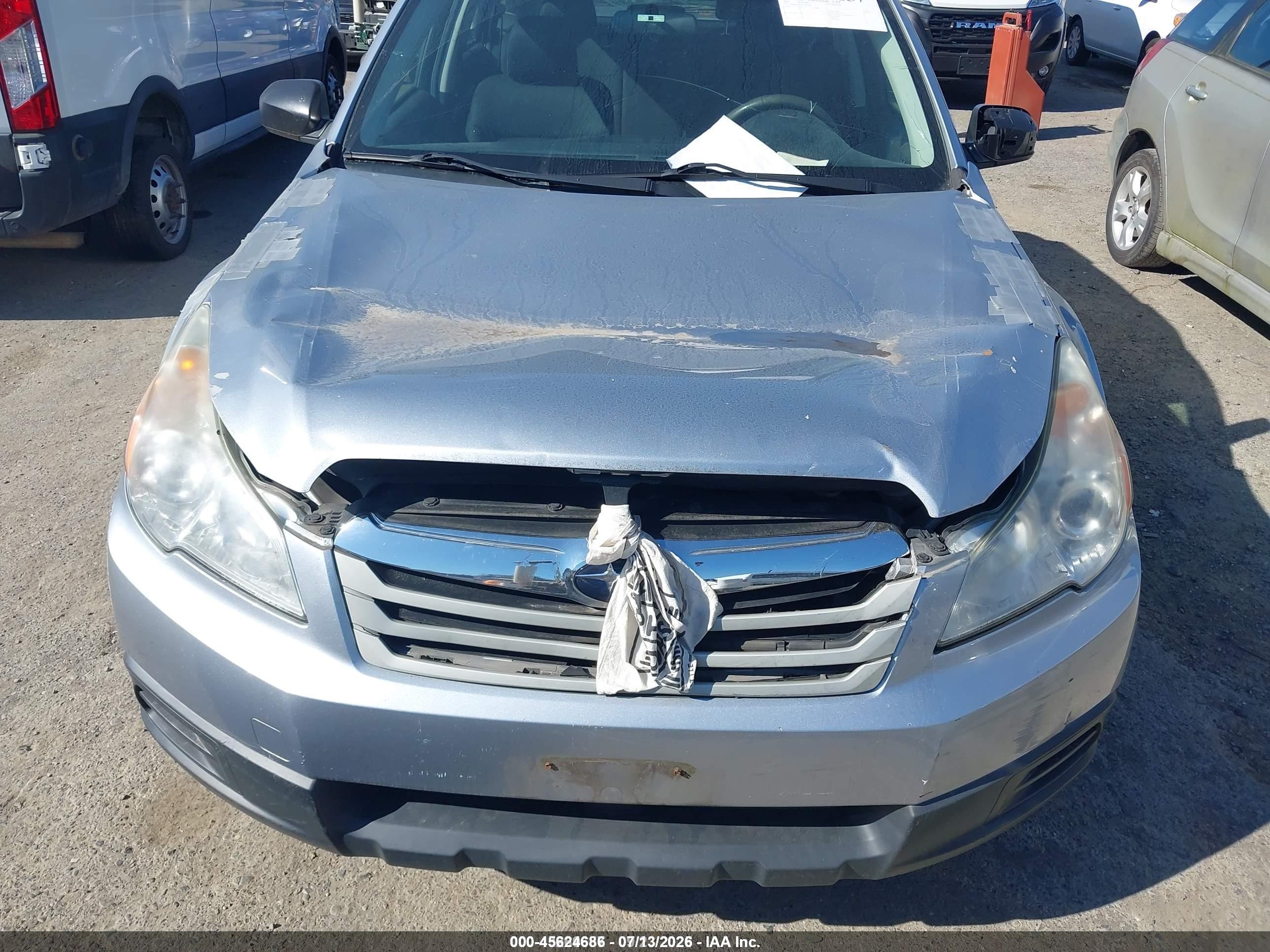 2012 Subaru Outback 2.5i Silver vin: 4S4BRBAC9C3284486