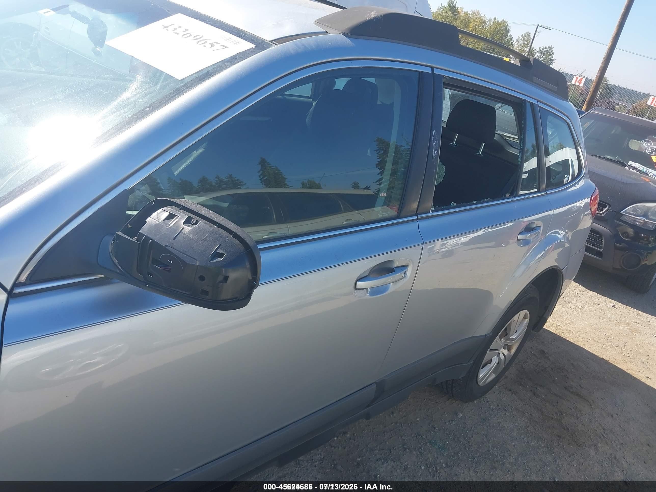 2012 Subaru Outback 2.5i Silver vin: 4S4BRBAC9C3284486