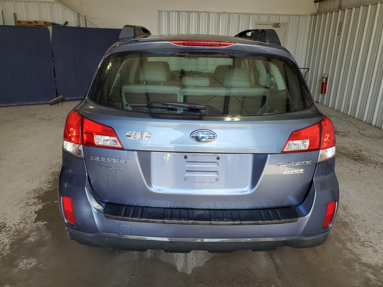 2013 Subaru Outback 2.5i Синий vin: 4S4BRBAC9D3274042 Damage: Rear Bumper, Broken, Replacement Required