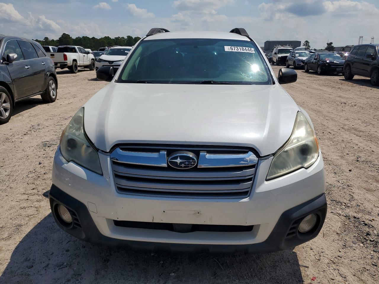 2014 Subaru Outback 2.5i Белый vin: 4S4BRBAC9E3254486
