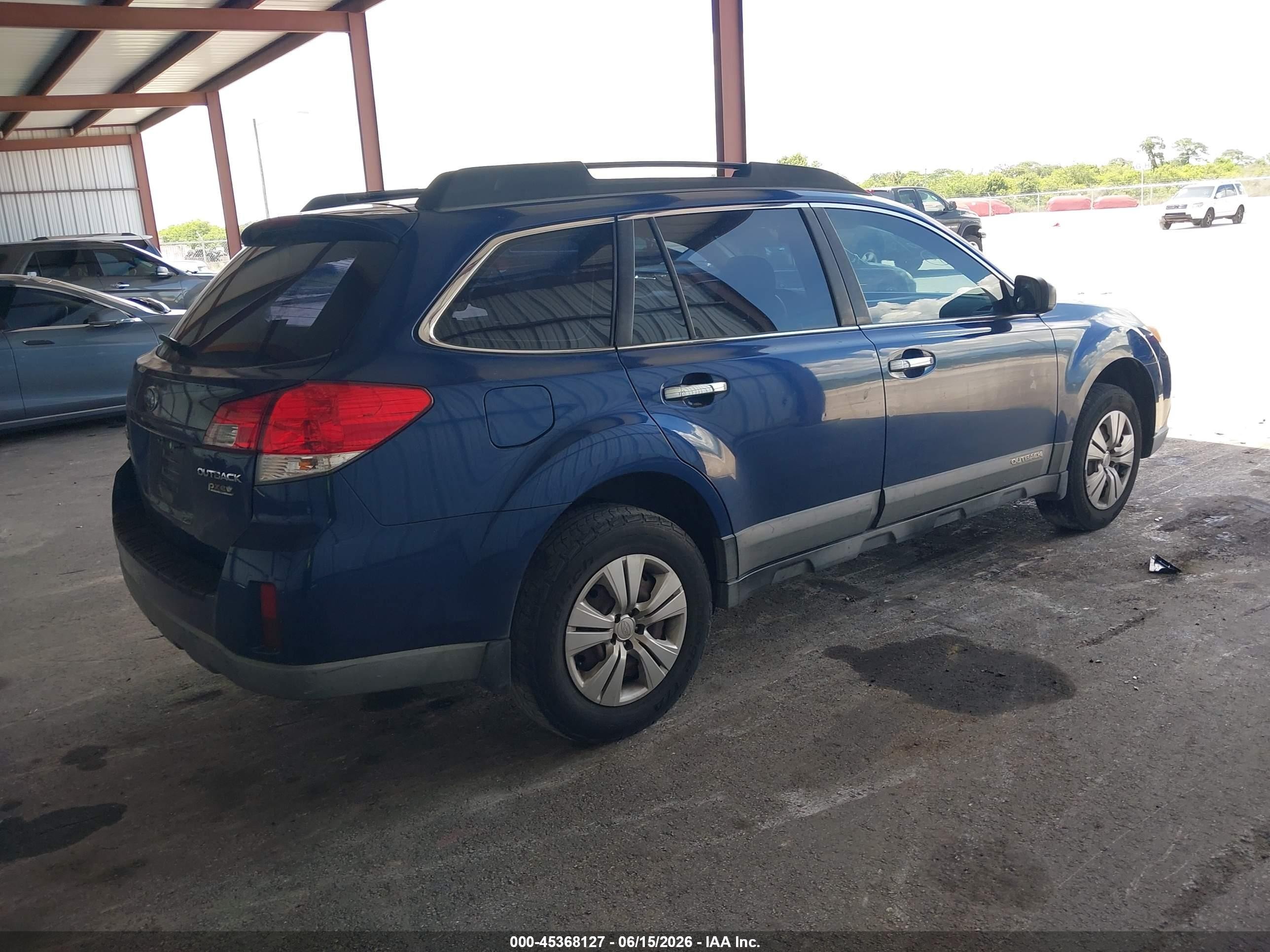 2011 Subaru Outback 2.5i Blue vin: 4S4BRBACXB3311001