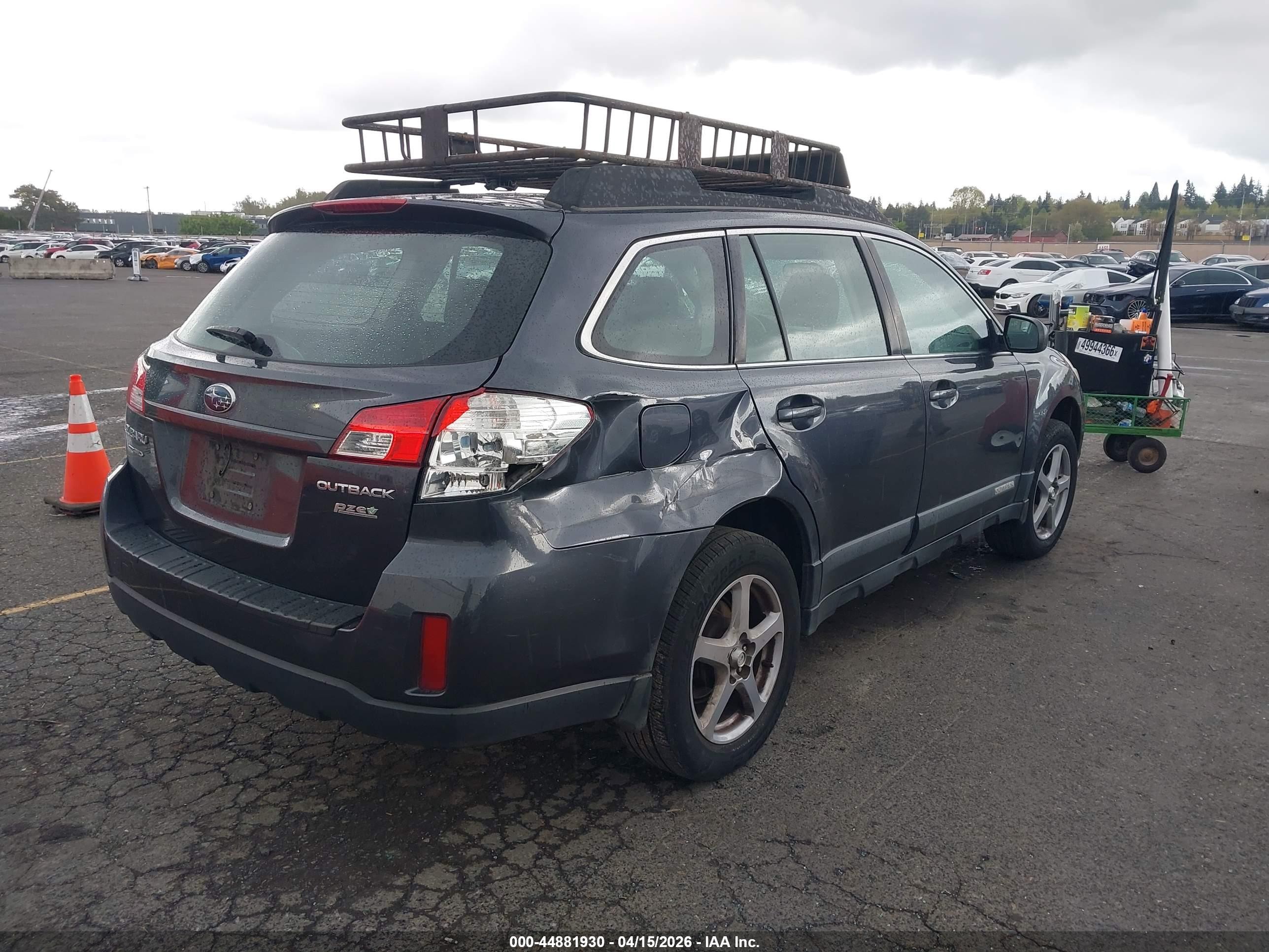 2011 Subaru Outback 2.5i Gray vin: 4S4BRBACXB3409204