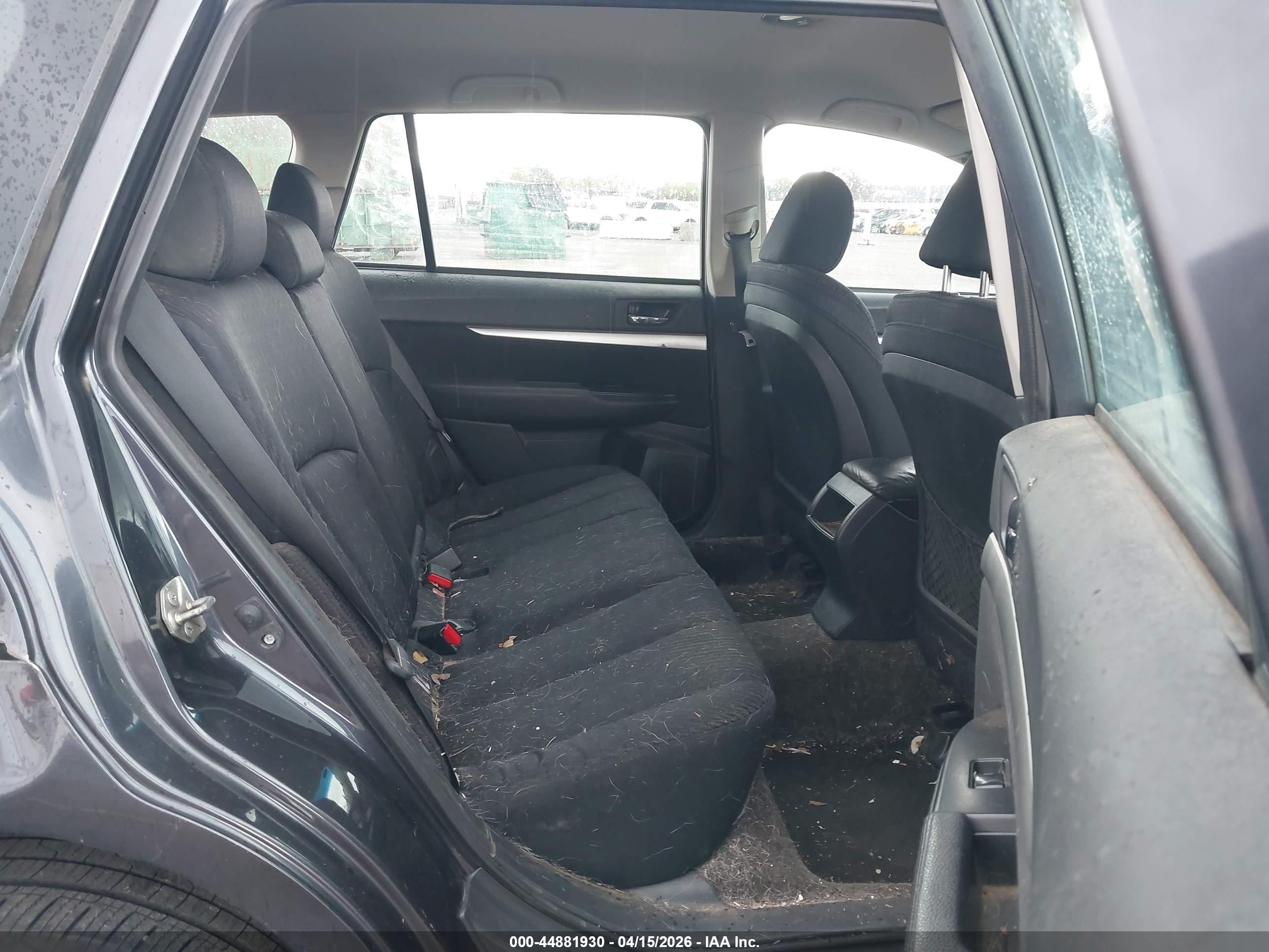 2011 Subaru Outback 2.5i Gray vin: 4S4BRBACXB3409204