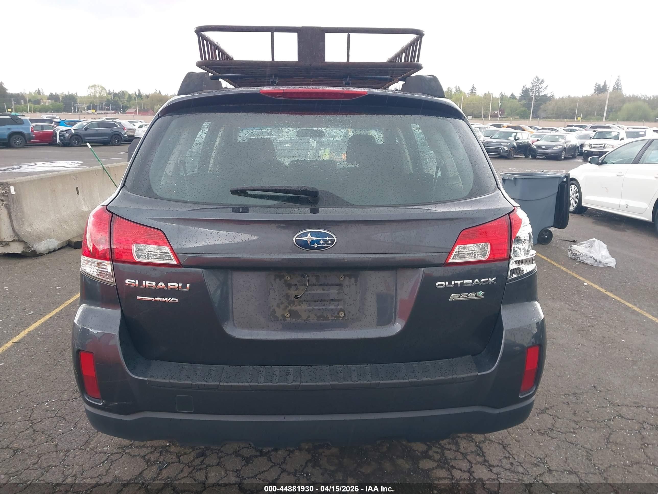 2011 Subaru Outback 2.5i Gray vin: 4S4BRBACXB3409204