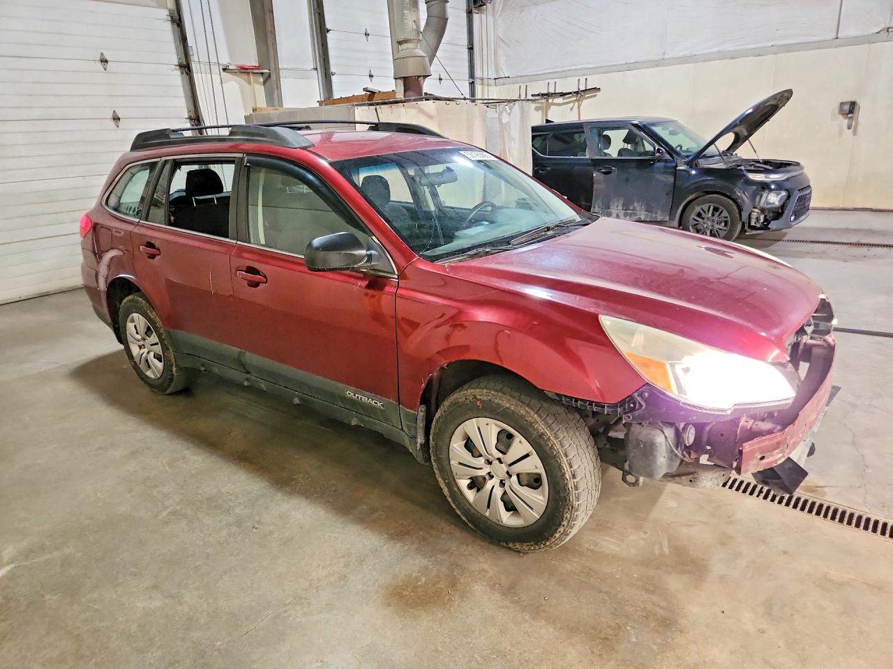 2013 Subaru Outback 2.5i Burgundy vin: 4S4BRBACXD3257136