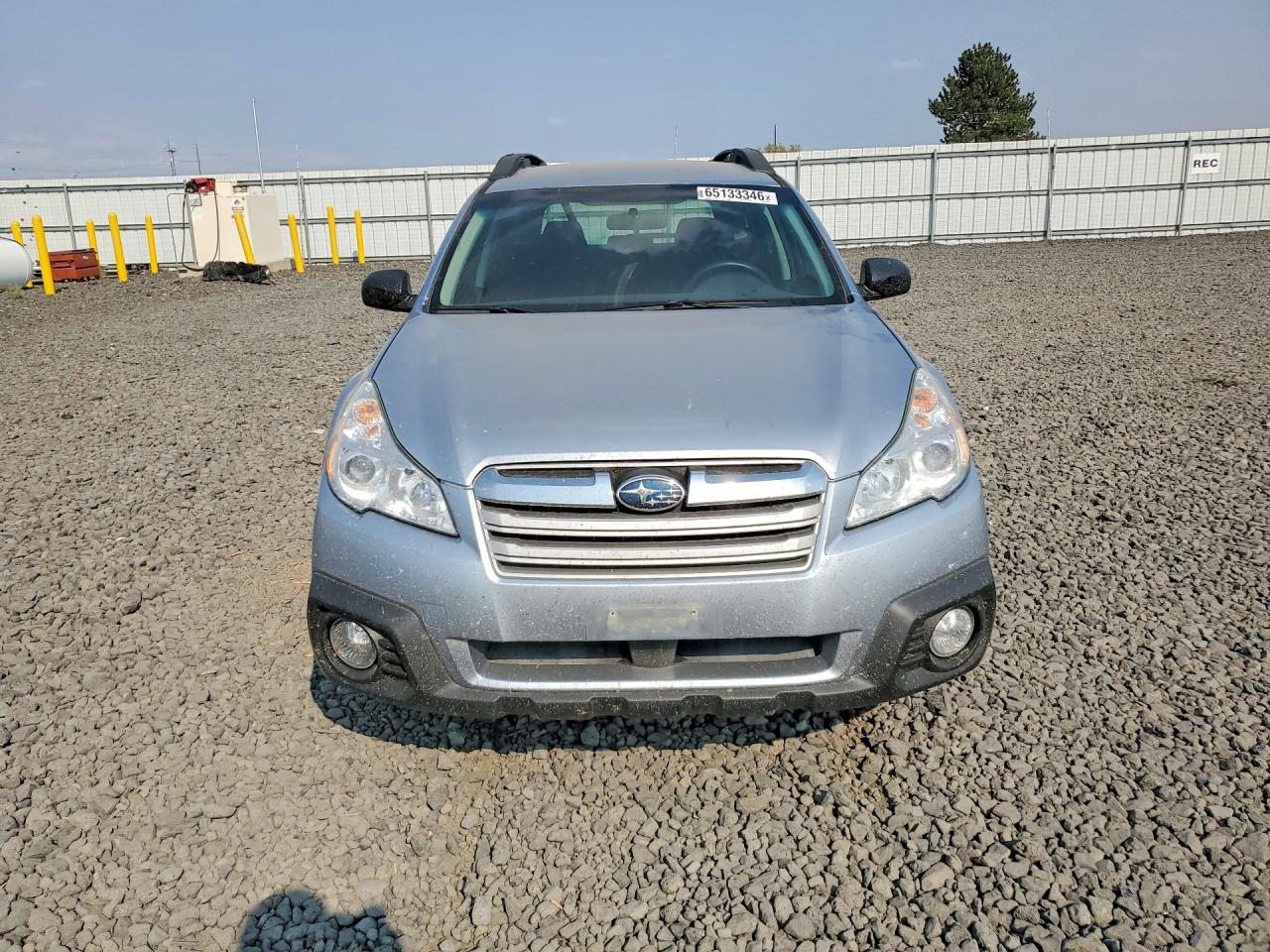 2014 Subaru Outback 2.5i Silver vin: 4S4BRBACXE3262046