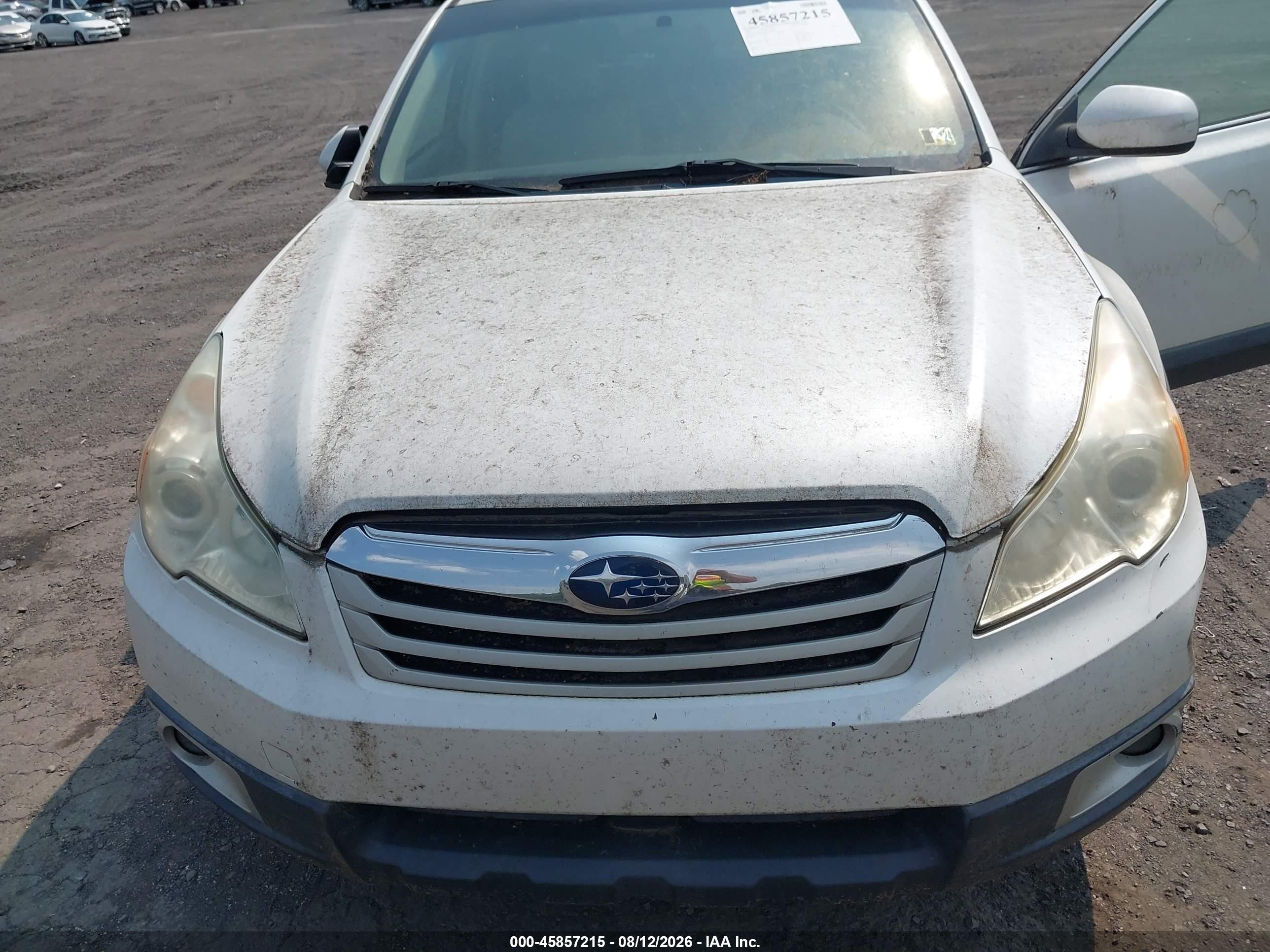 2011 Subaru Outback 2.5i Premium White vin: 4S4BRBBC1B3408943