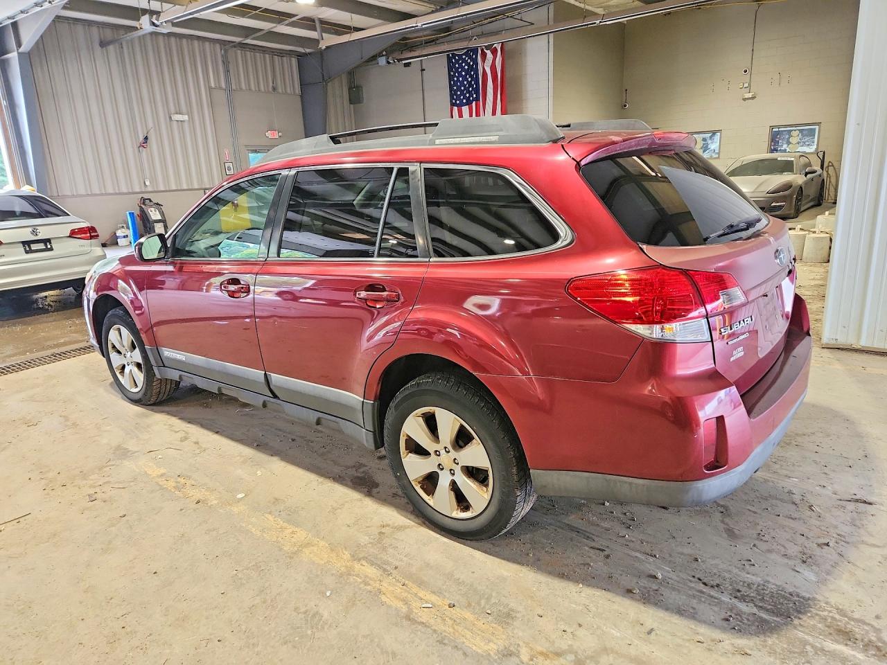 2011 Subaru Outback 2.5i Premium Maroon vin: 4S4BRBBC3B3316281