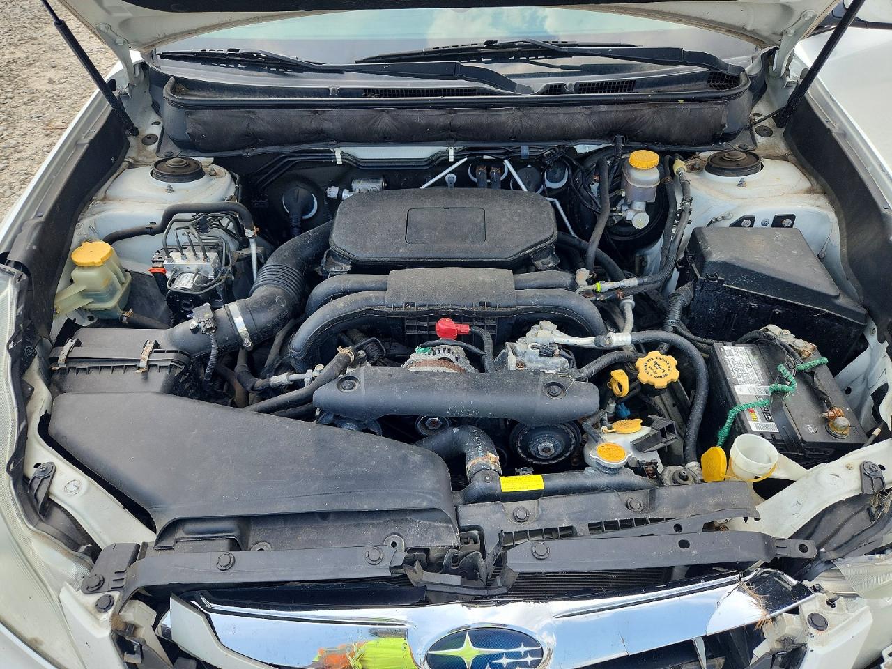 2012 Subaru Outback 2.5i Premium Белый vin: 4S4BRBBC4C3253306