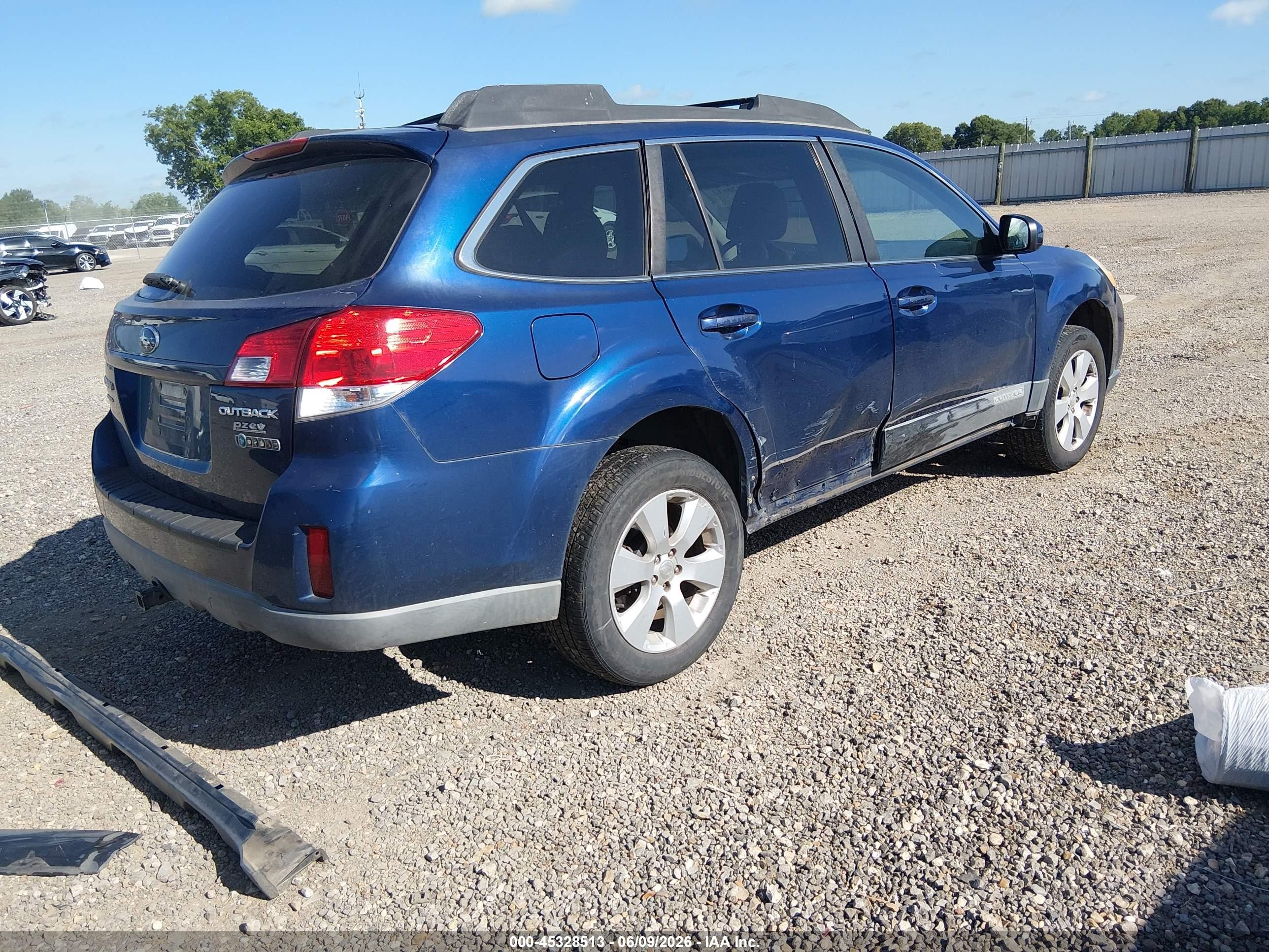 2010 Subaru Outback 2.5i Premium Blue vin: 4S4BRBBC9A3380209