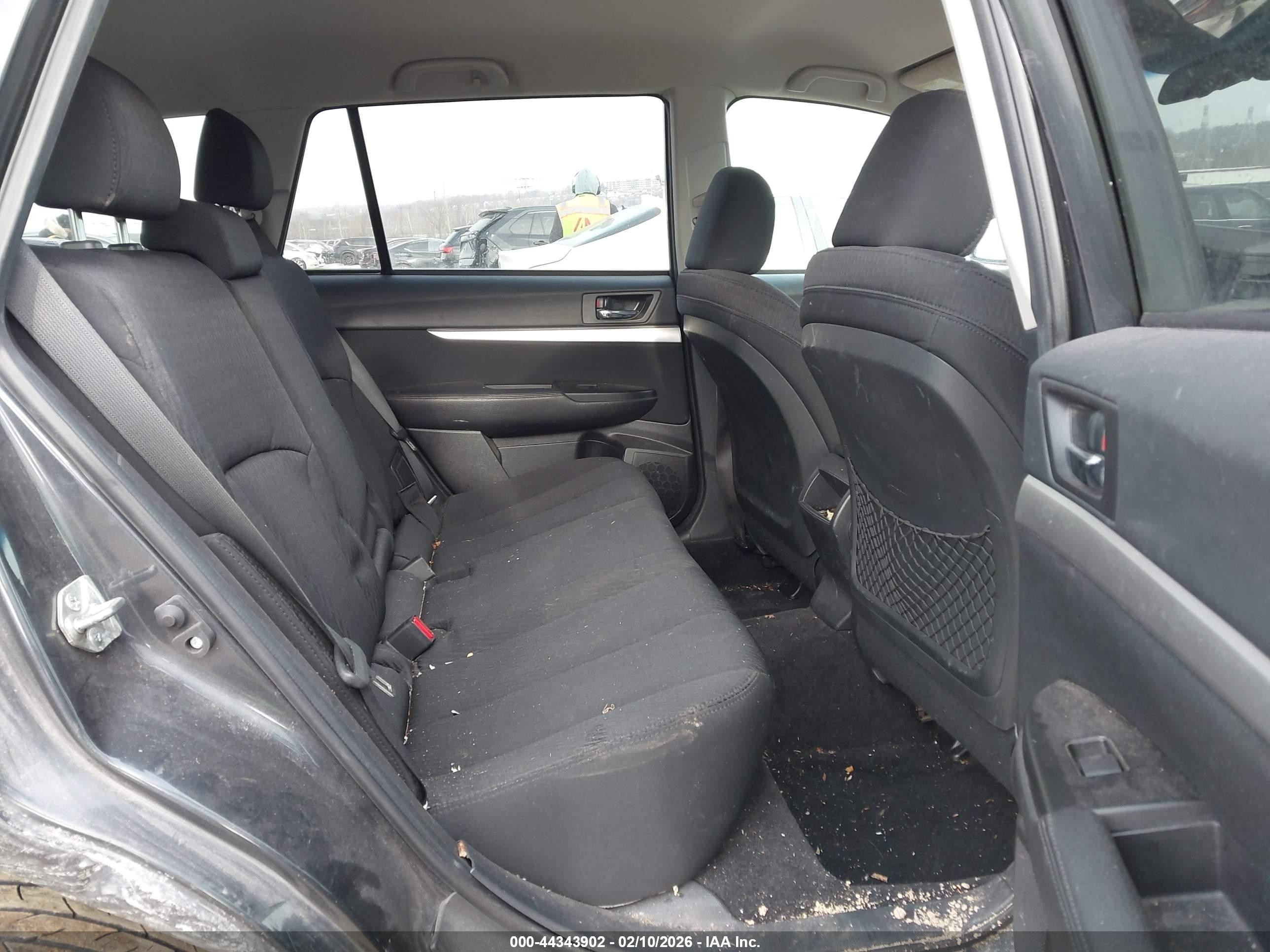 2010 Subaru Outback 2.5i Premium Gray vin: 4S4BRBCC0A3318082