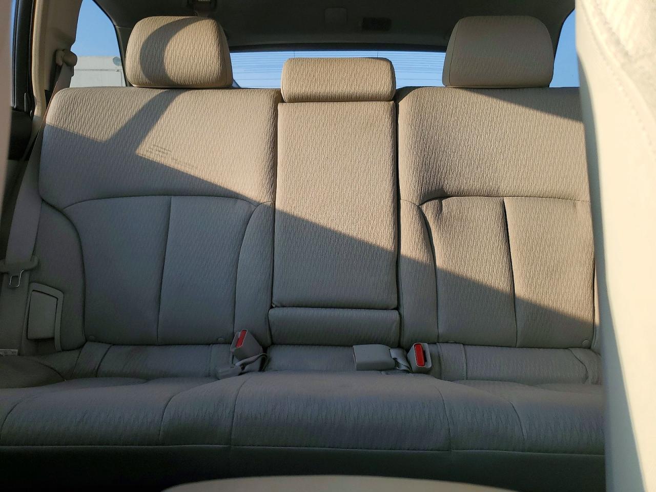 2010 Subaru Outback 2.5i Premium Blue vin: 4S4BRBCC0A3326814