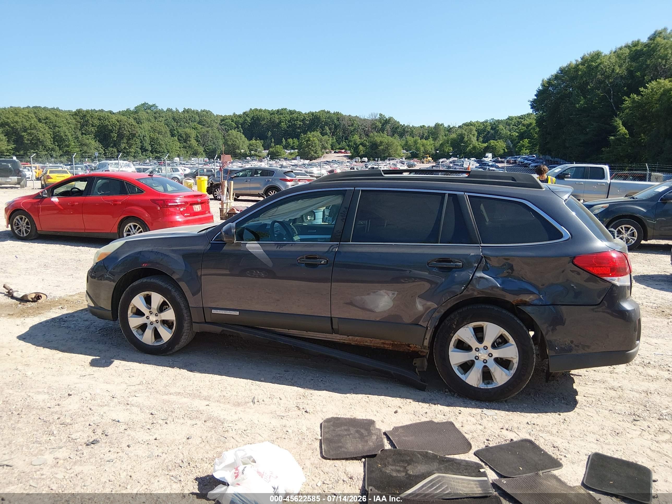 2010 Subaru Outback 2.5i Premium Gray vin: 4S4BRBCC0A3342107