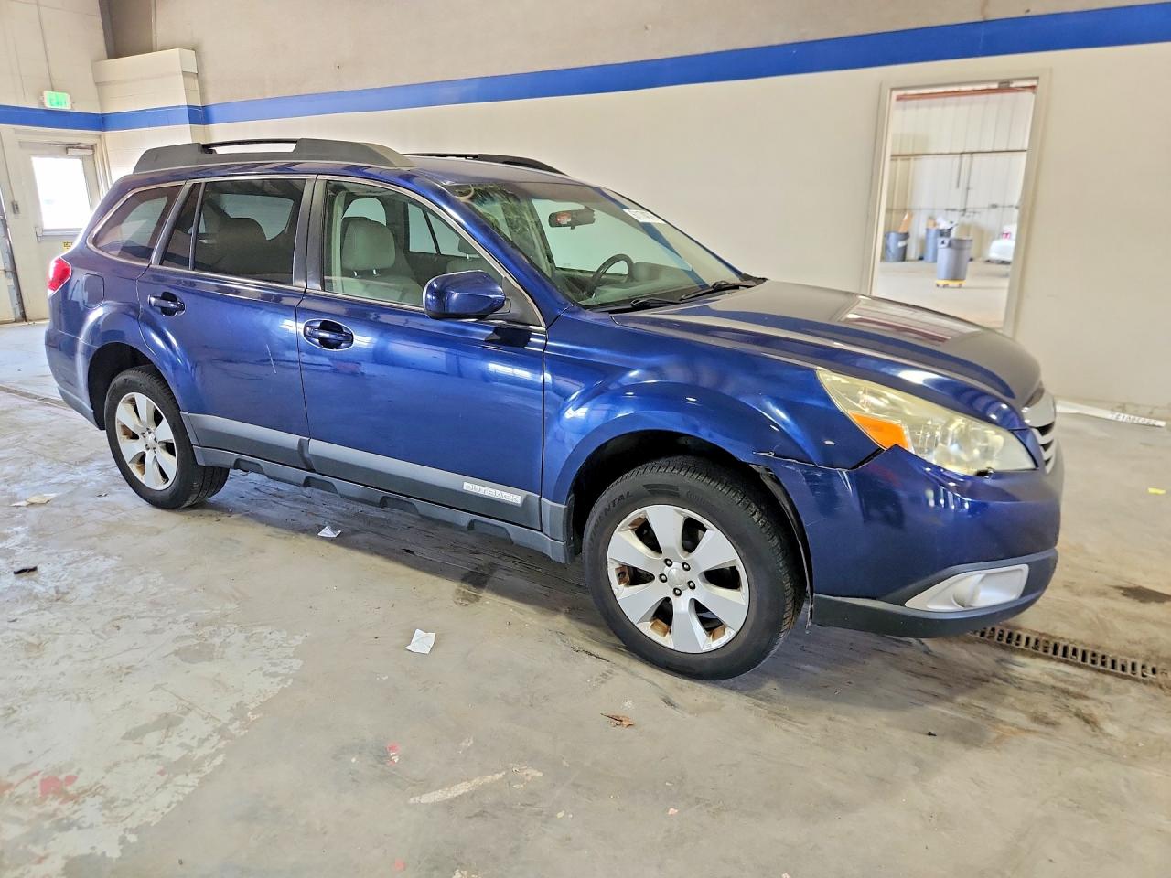 2011 Subaru Outback 2.5i Premium Blue vin: 4S4BRBCC0B3319041
