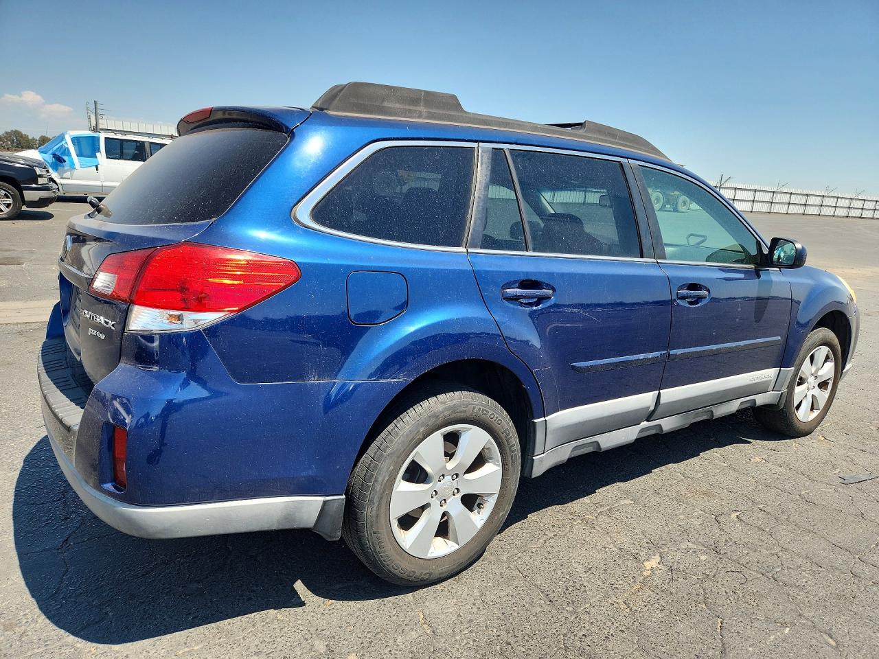 2011 Subaru Outback 2.5i Premium Синий vin: 4S4BRBCC0B3336289