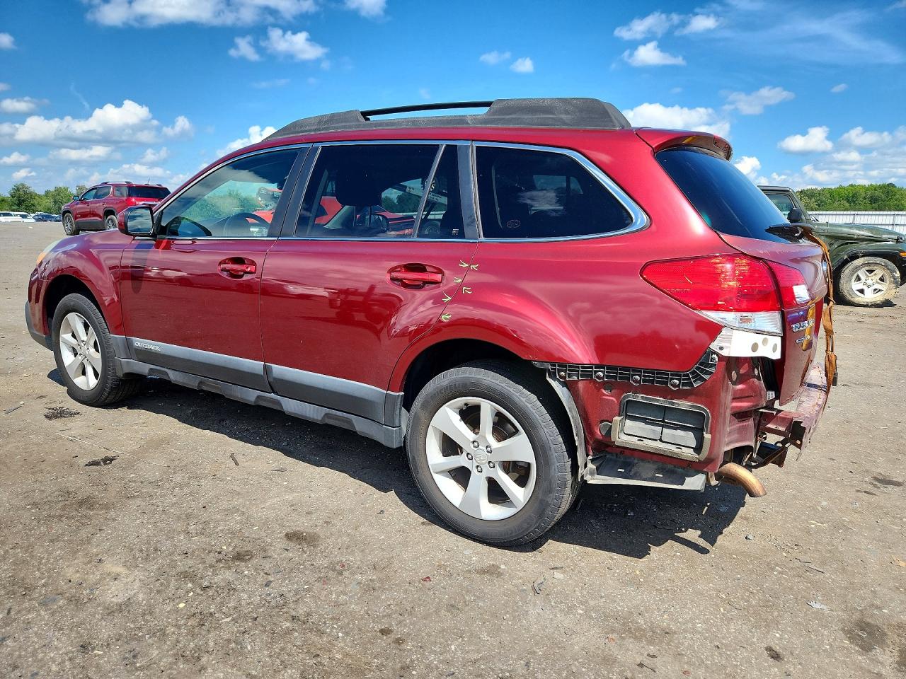 2013 Subaru Outback 2.5i Premium Burgundy vin: 4S4BRBCC0D3223879