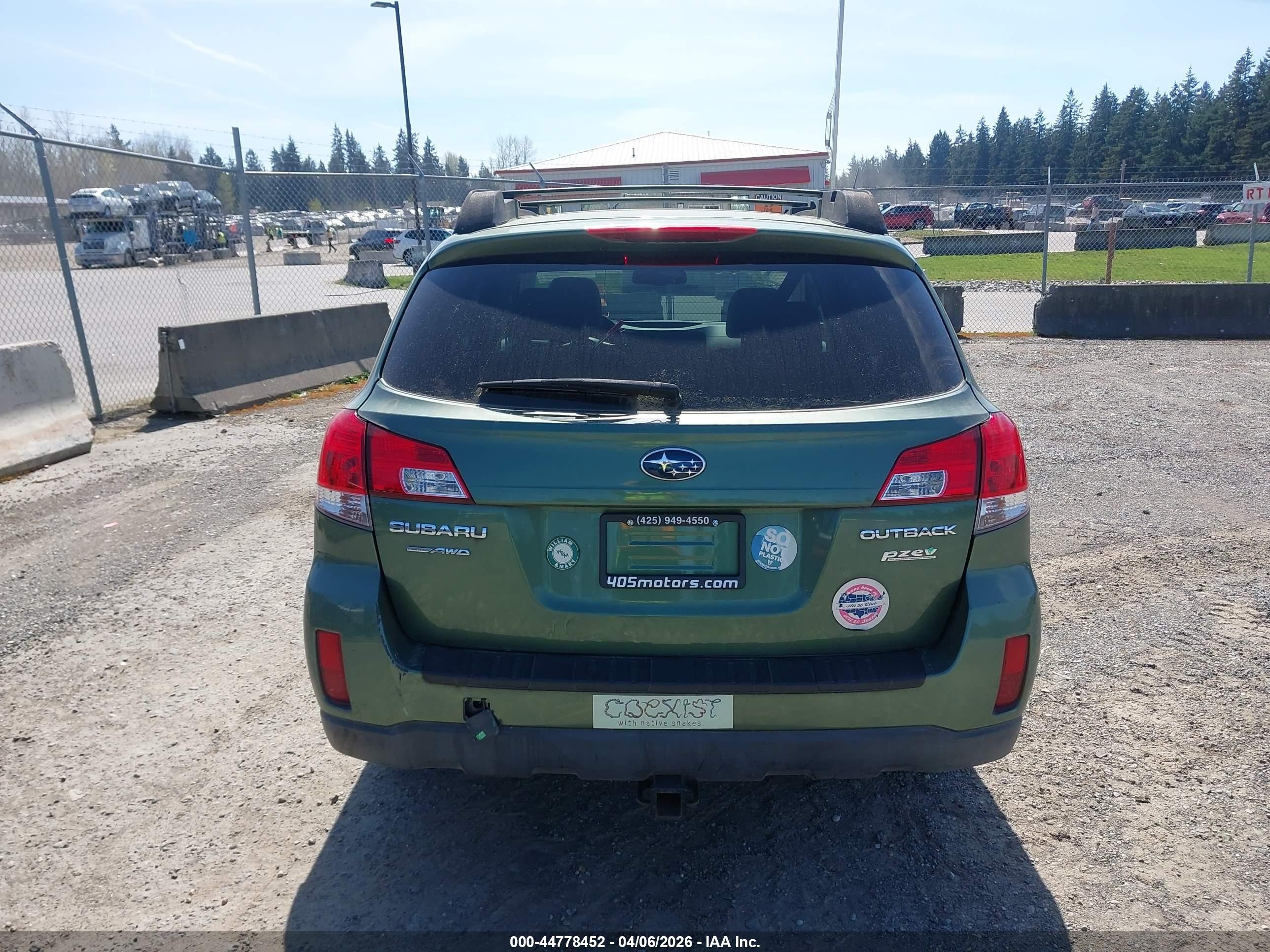 2013 Subaru Outback 2.5i Premium Green vin: 4S4BRBCC0D3237085
