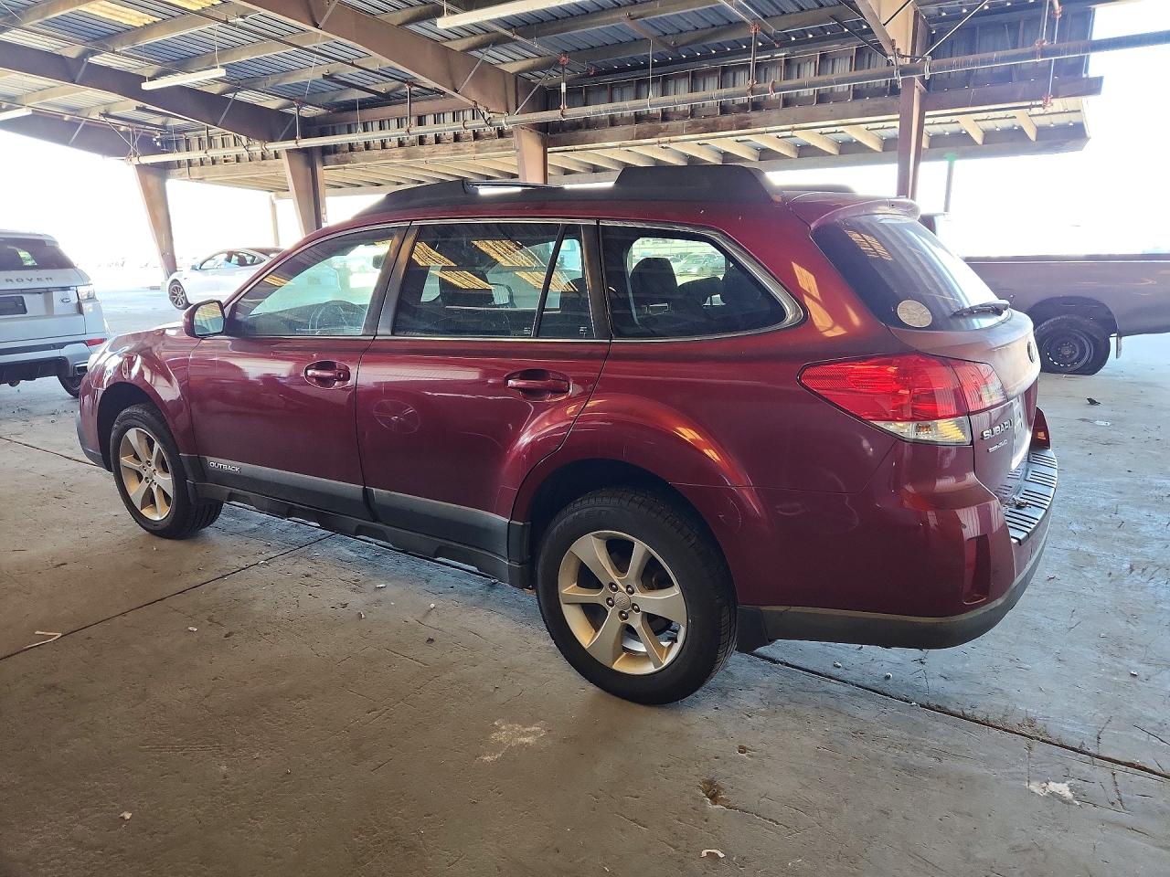 2013 Subaru Outback 2.5i Premium Maroon vin: 4S4BRBCC0D3245669