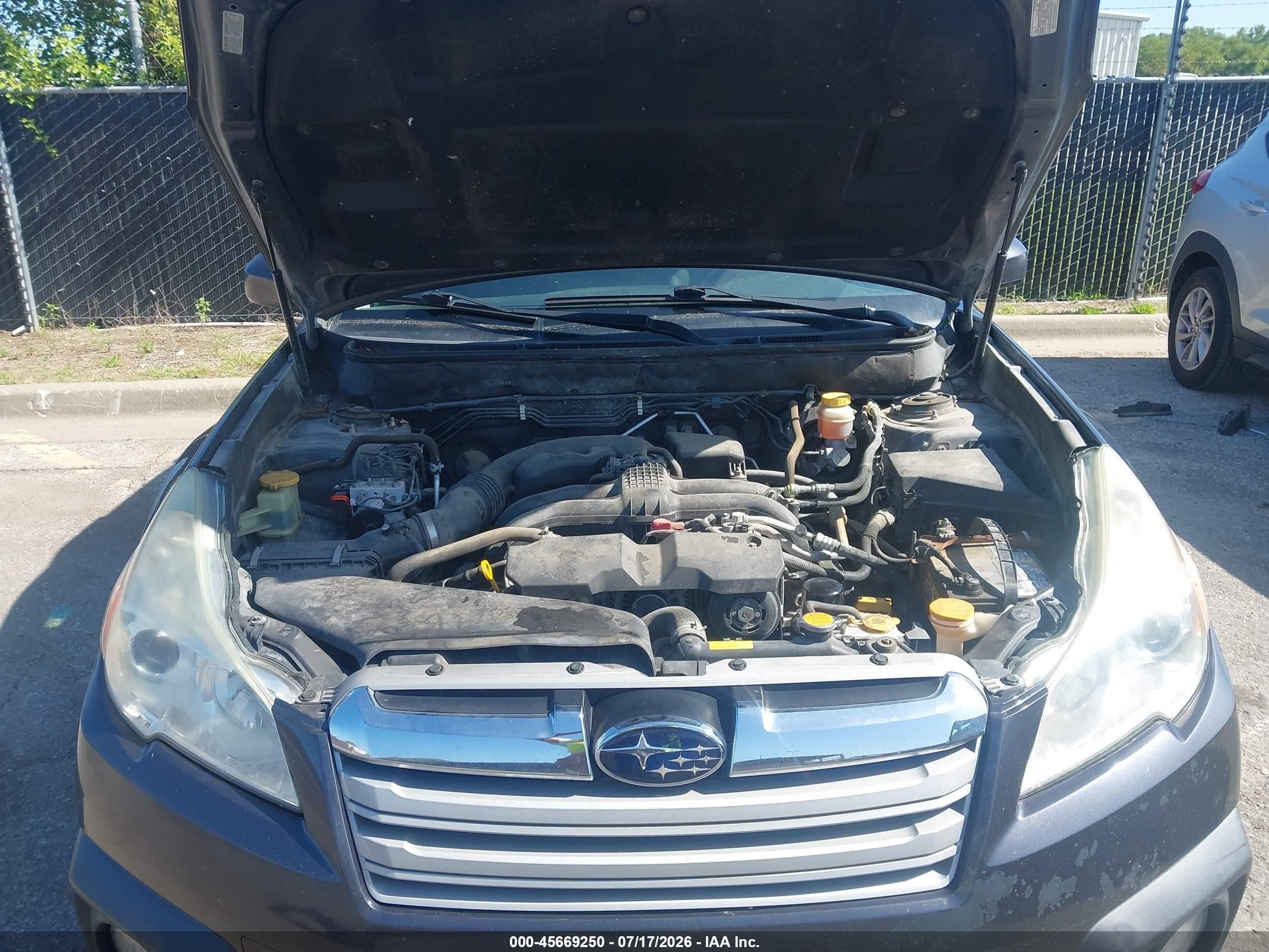2013 Subaru Outback 2.5i Premium Blue vin: 4S4BRBCC0D3321214