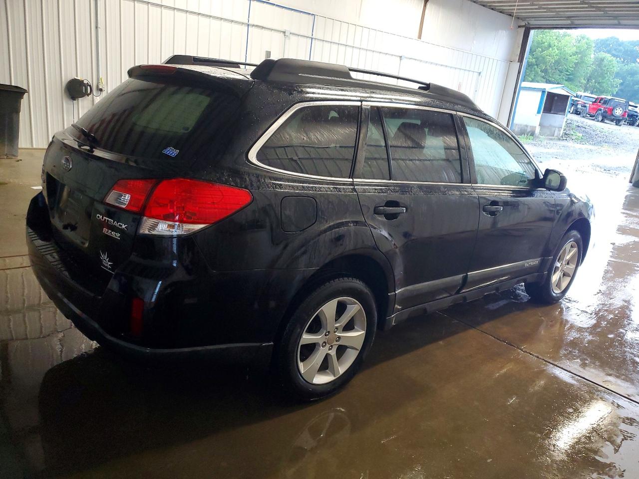 2013 Subaru Outback 2.5i Premium Black vin: 4S4BRBCC0D3323206