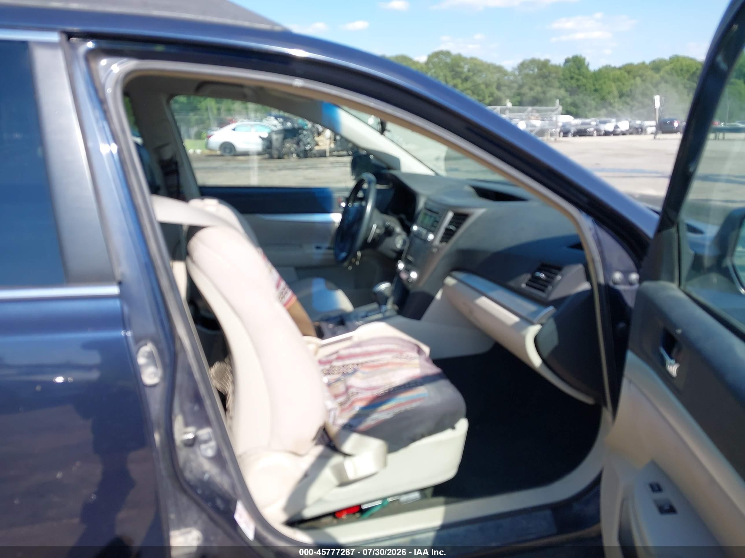 2013 Subaru Outback 2.5i Premium Blue vin: 4S4BRBCC0D3323609