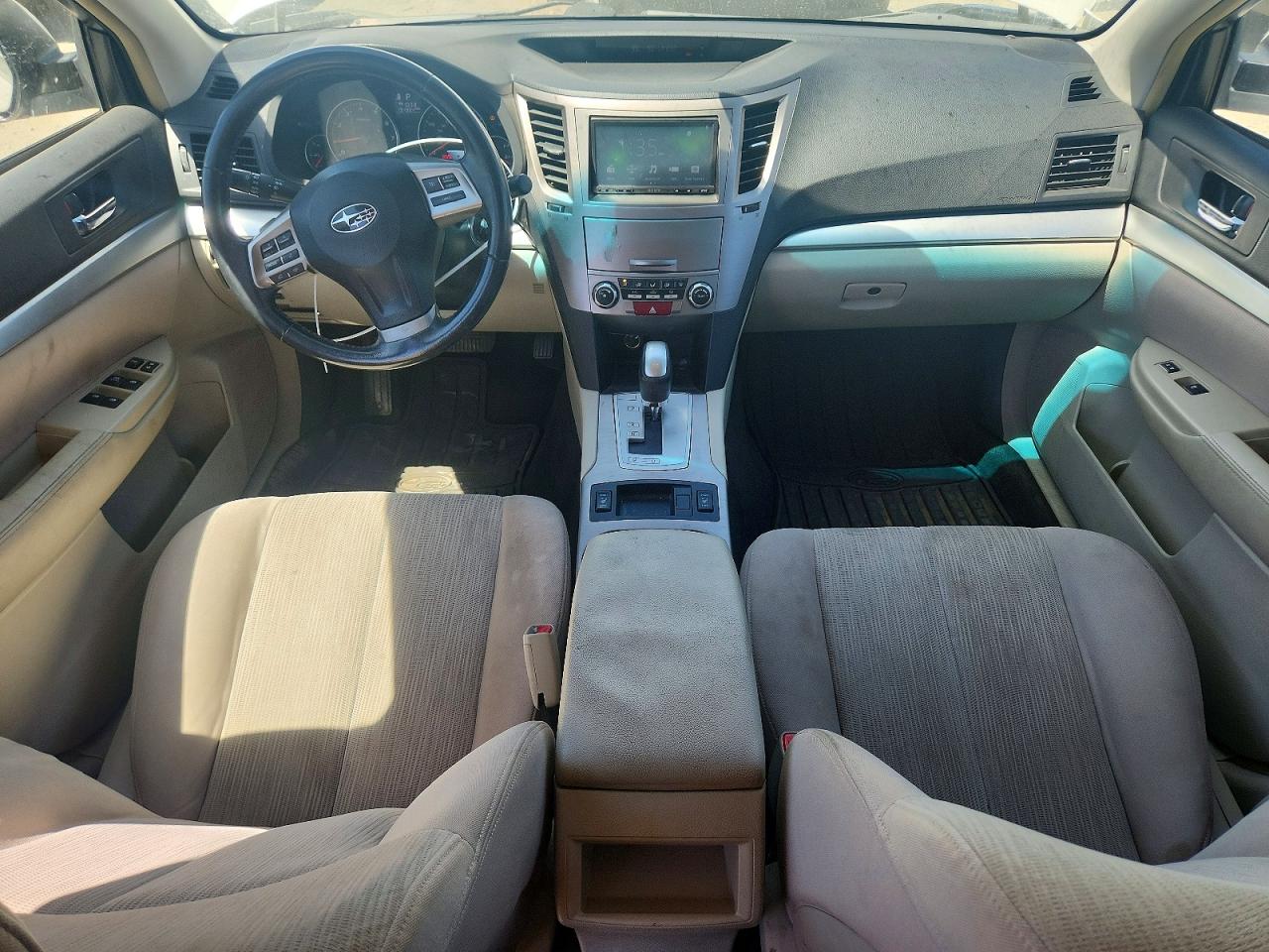 2014 Subaru Outback 2.5i Premium White vin: 4S4BRBCC0E3299832