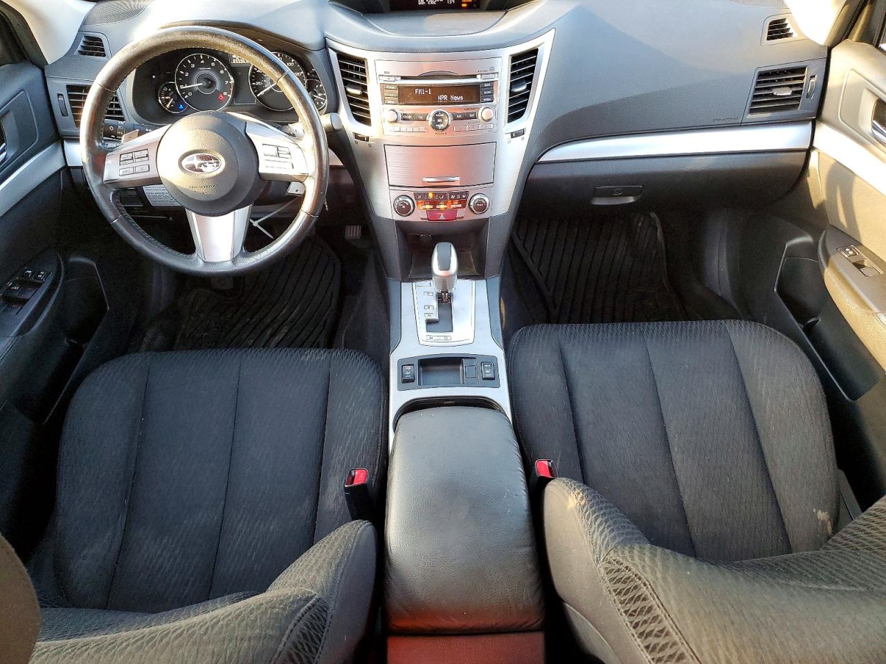 2010 Subaru Outback 2.5i Premium Gray vin: 4S4BRBCC1A3362933