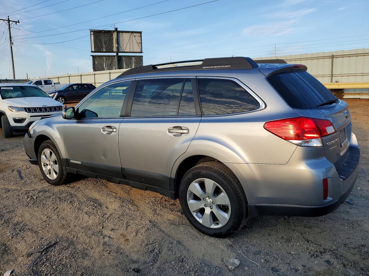 2010 Subaru Outback 2.5i Premium Gray vin: 4S4BRBCC1A3362933