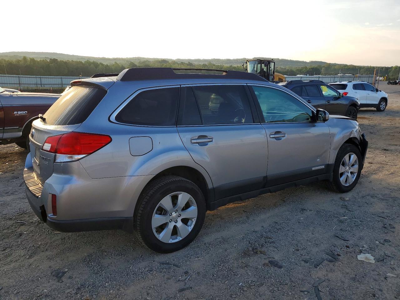 2010 Subaru Outback 2.5i Premium Gray vin: 4S4BRBCC1A3362933