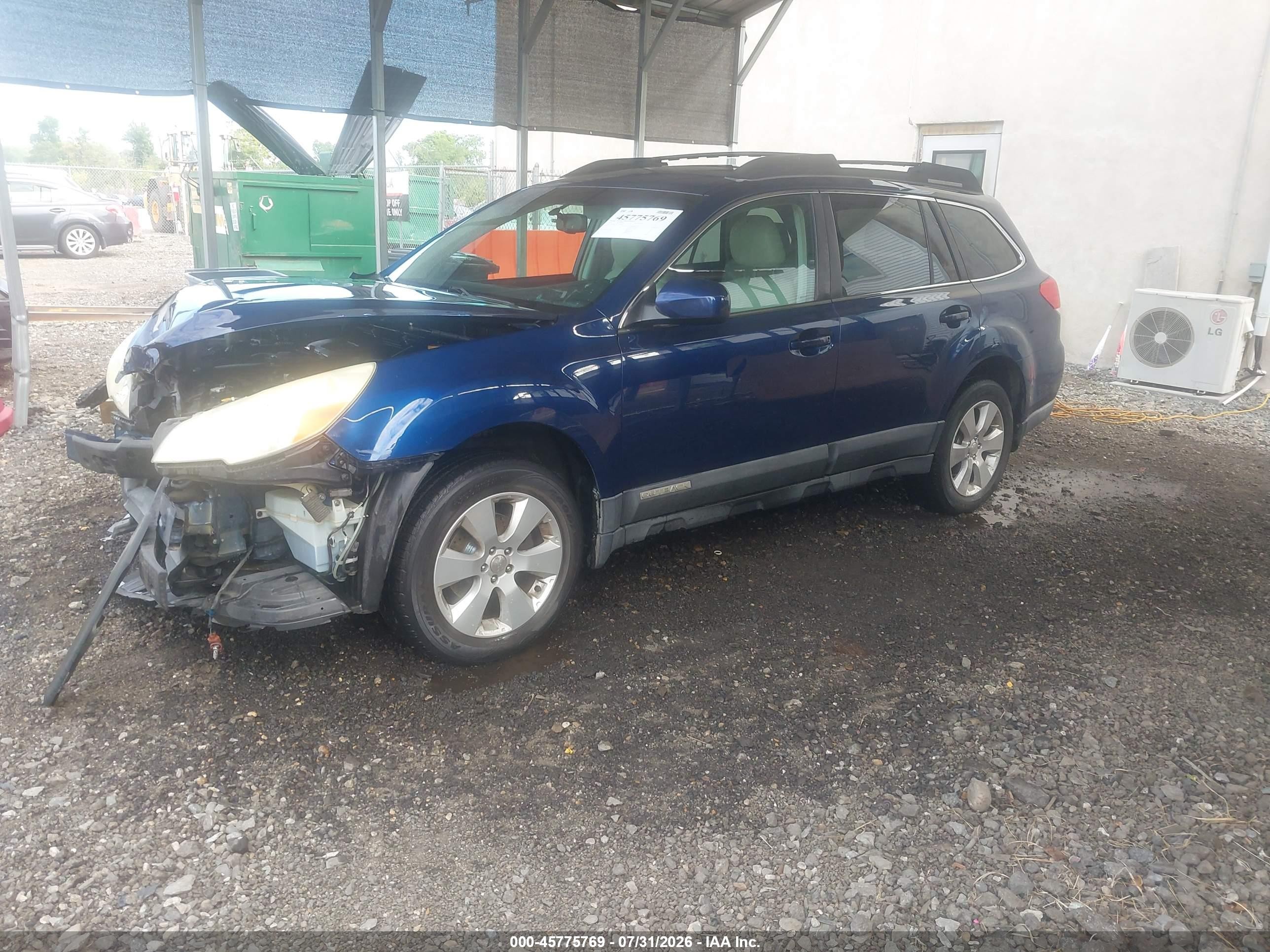 2010 Subaru Outback 2.5i Premium Blue vin: 4S4BRBCC1A3375780