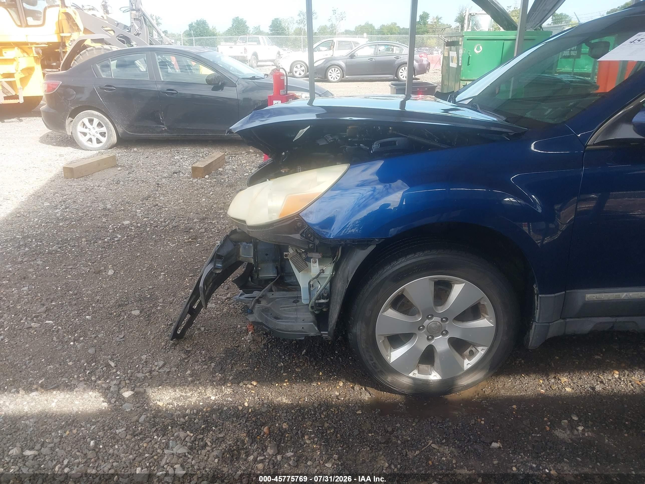 2010 Subaru Outback 2.5i Premium Blue vin: 4S4BRBCC1A3375780
