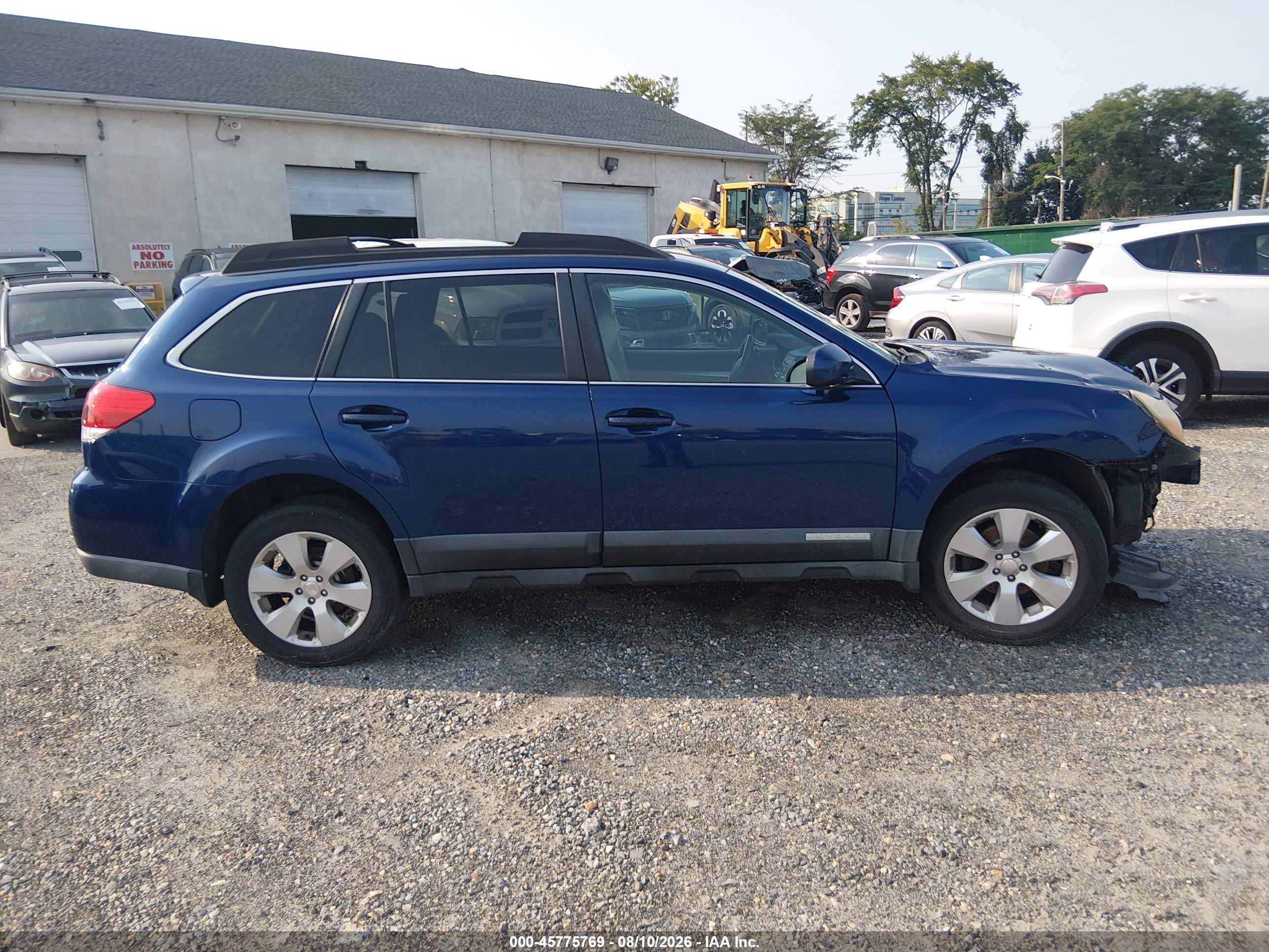 2010 Subaru Outback 2.5i Premium Blue vin: 4S4BRBCC1A3375780