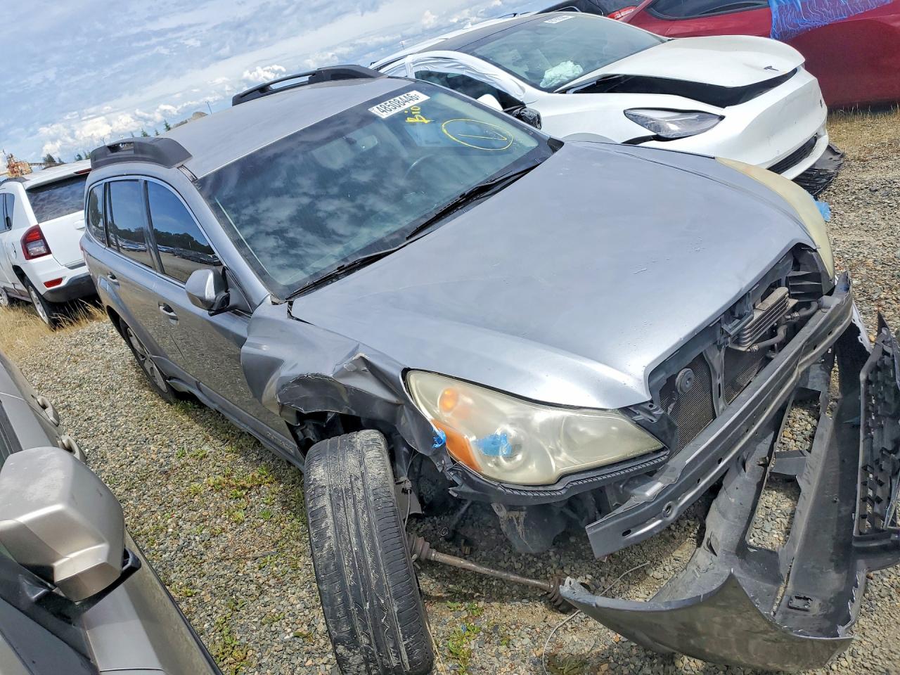 2010 Subaru Outback 2.5i Premium Silver vin: 4S4BRBCC1A3385287