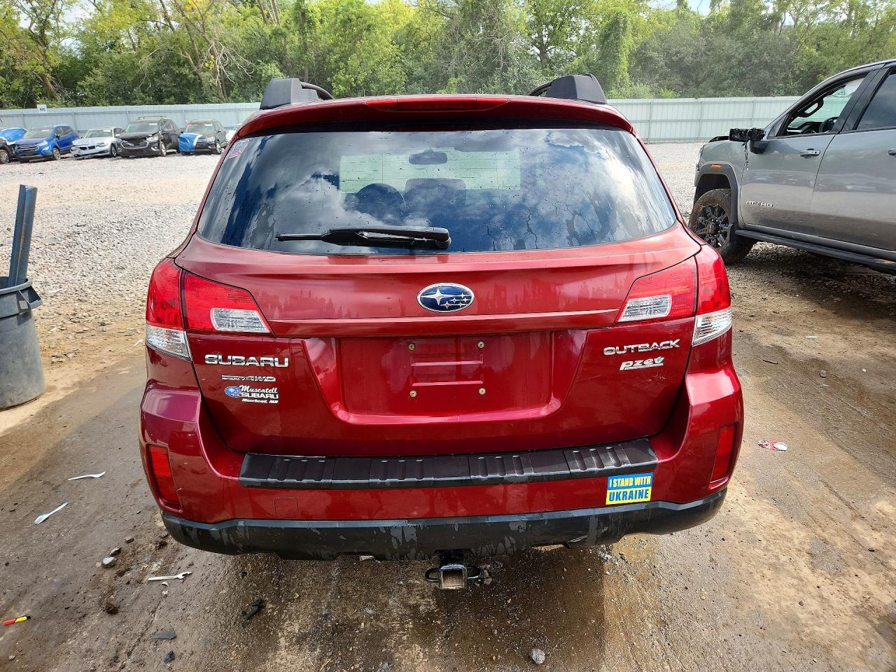 2011 Subaru Outback 2.5i Premium Красный vin: 4S4BRBCC1B3424199
