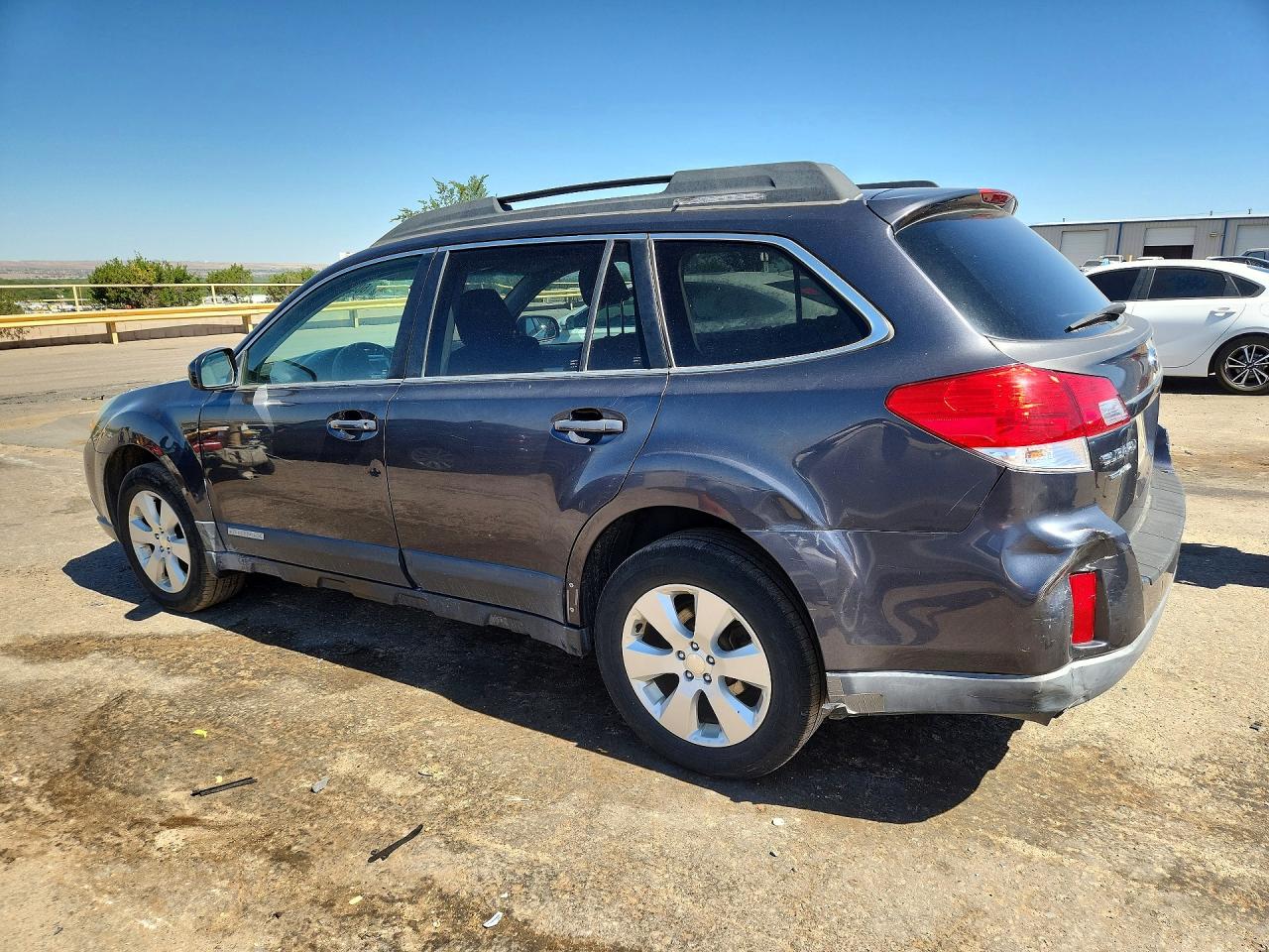 2011 Subaru Outback 2.5i Premium Gray vin: 4S4BRBCC1B3425451