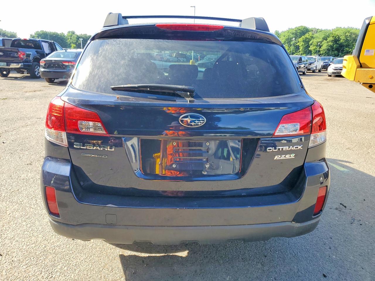2012 Subaru Outback 2.5i Premium Blue vin: 4S4BRBCC1C3301035