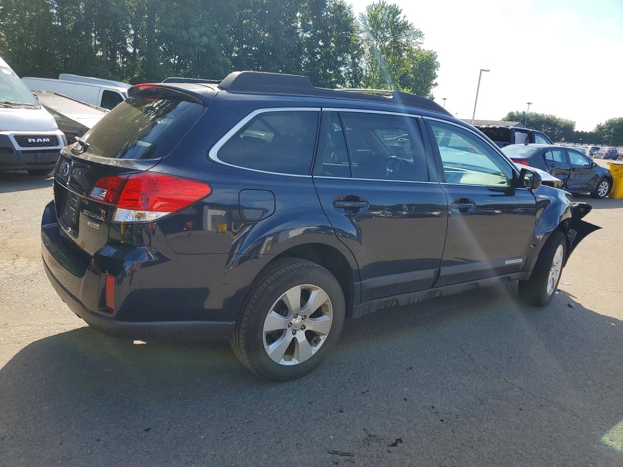 2012 Subaru Outback 2.5i Premium Blue vin: 4S4BRBCC1C3301035