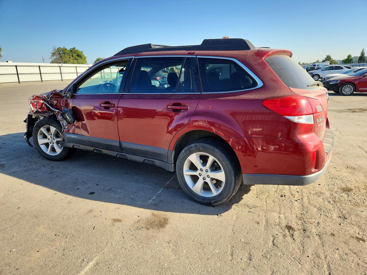 2013 Subaru Outback 2.5i Premium Burgundy vin: 4S4BRBCC1D3205312