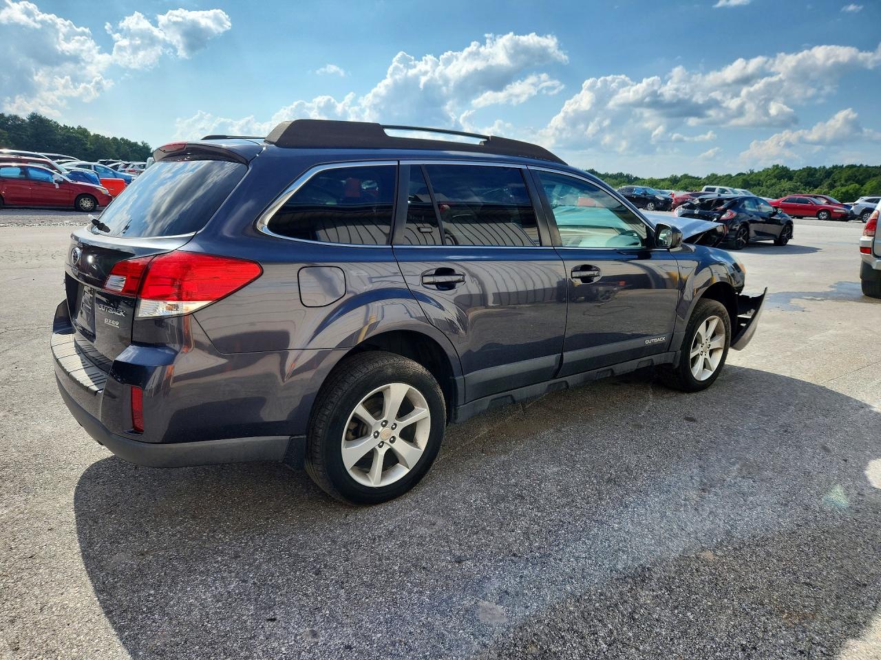 2013 Subaru Outback 2.5i Premium Blue vin: 4S4BRBCC1D3207805