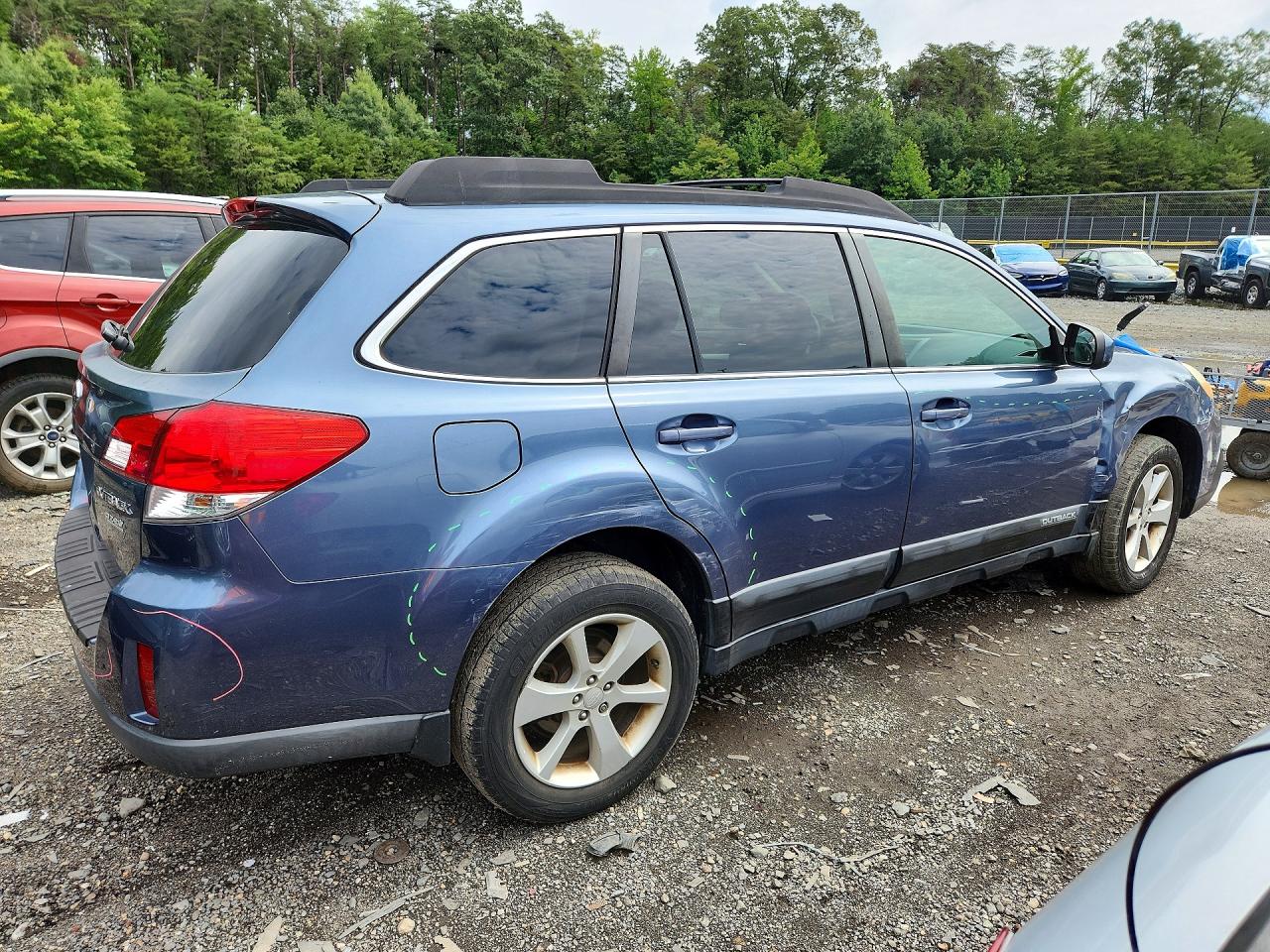 2013 Subaru Outback 2.5i Premium Blue vin: 4S4BRBCC1D3241307