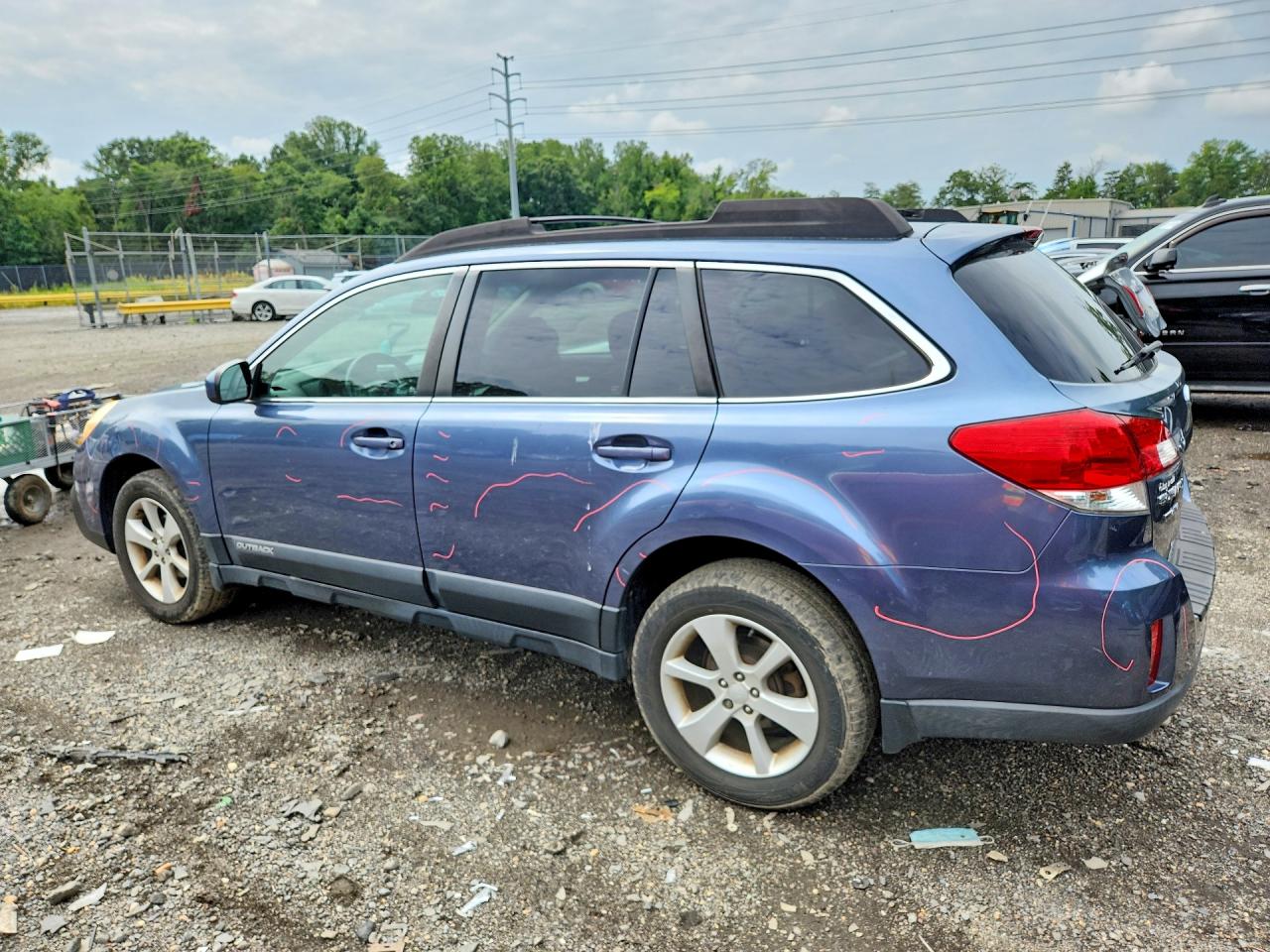 2013 Subaru Outback 2.5i Premium Blue vin: 4S4BRBCC1D3241307