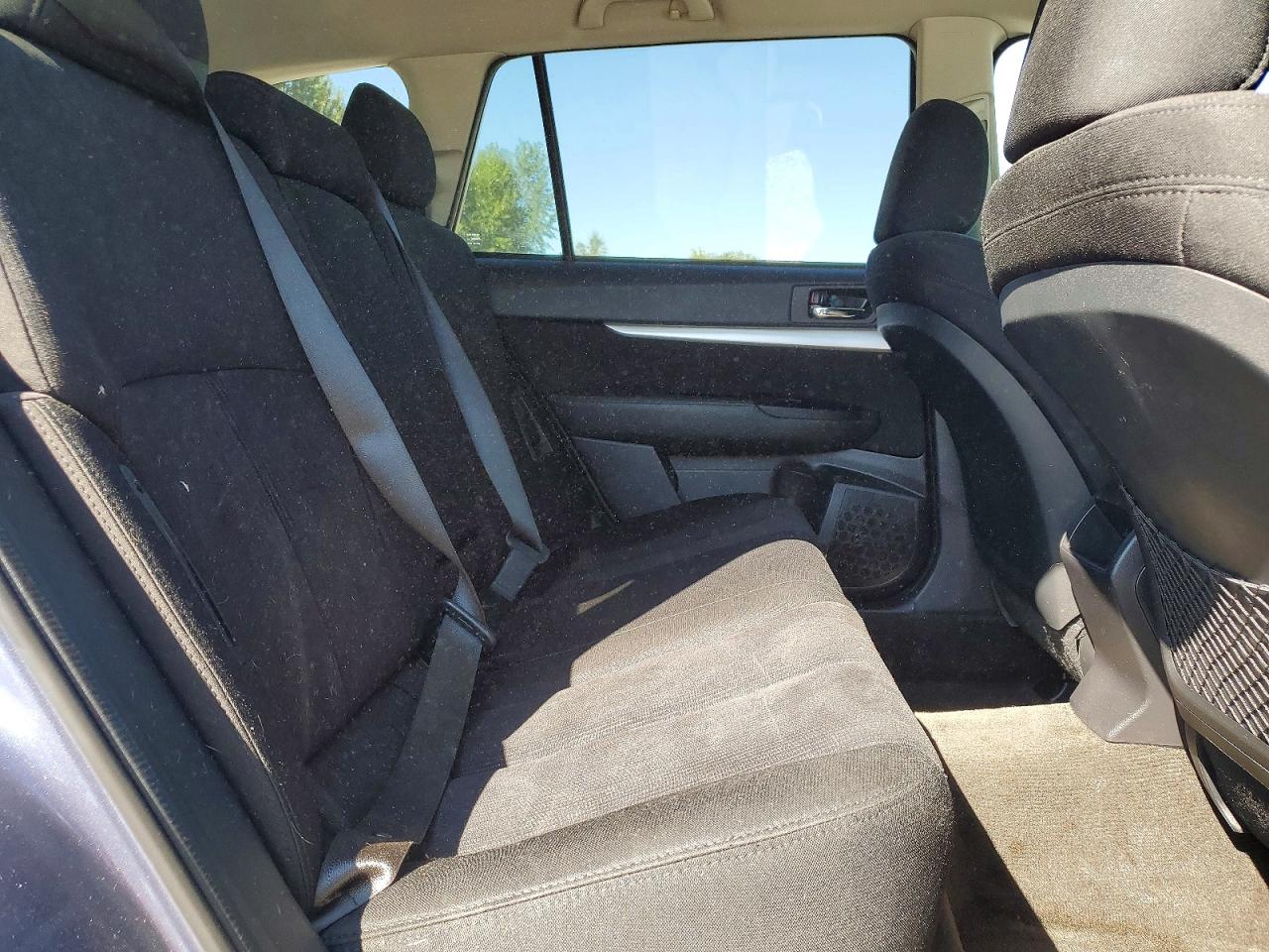 2014 Subaru Outback 2.5i Premium Gray vin: 4S4BRBCC1E3207949