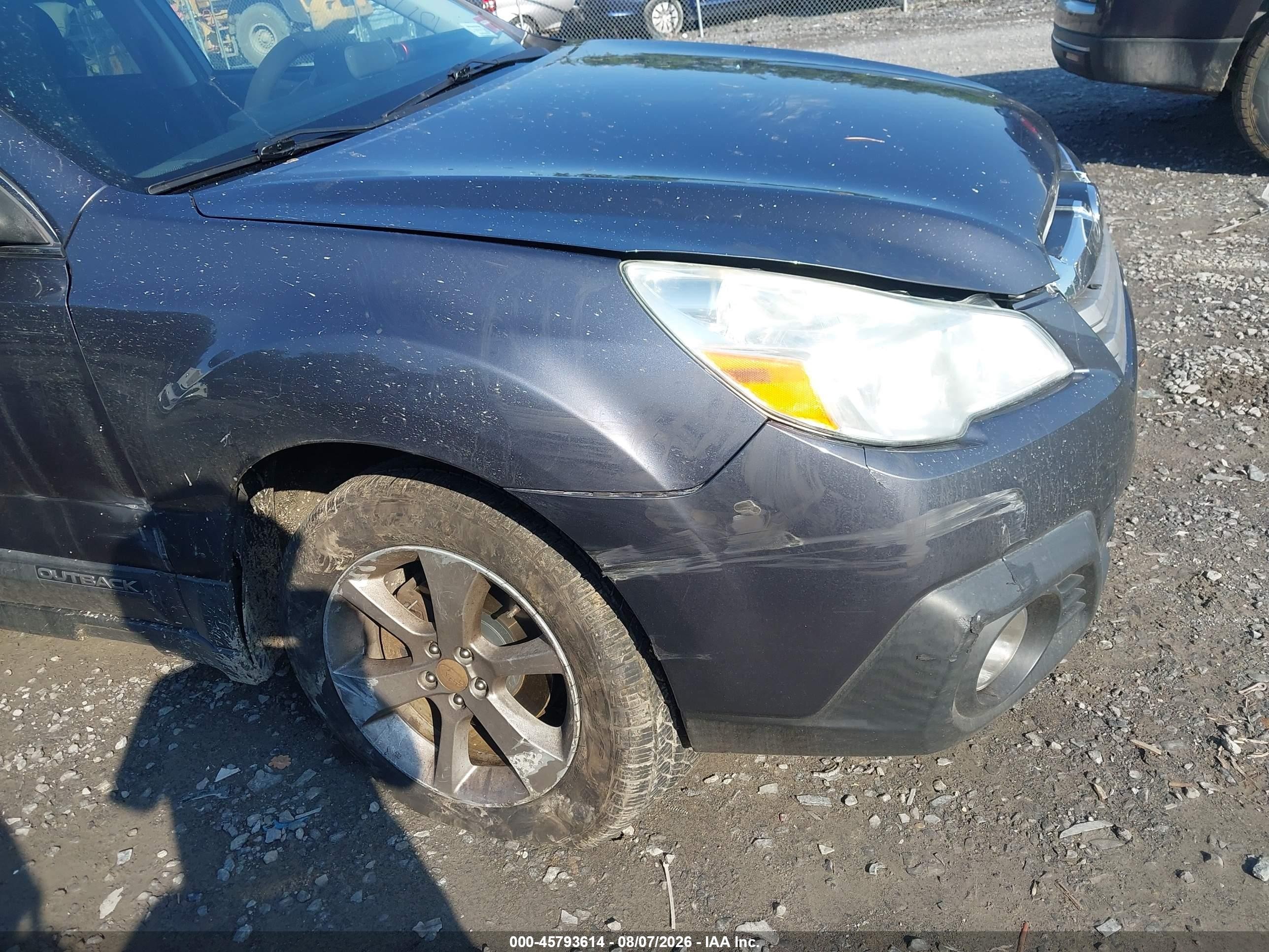 2014 Subaru Outback 2.5i Premium Blue vin: 4S4BRBCC1E3328111