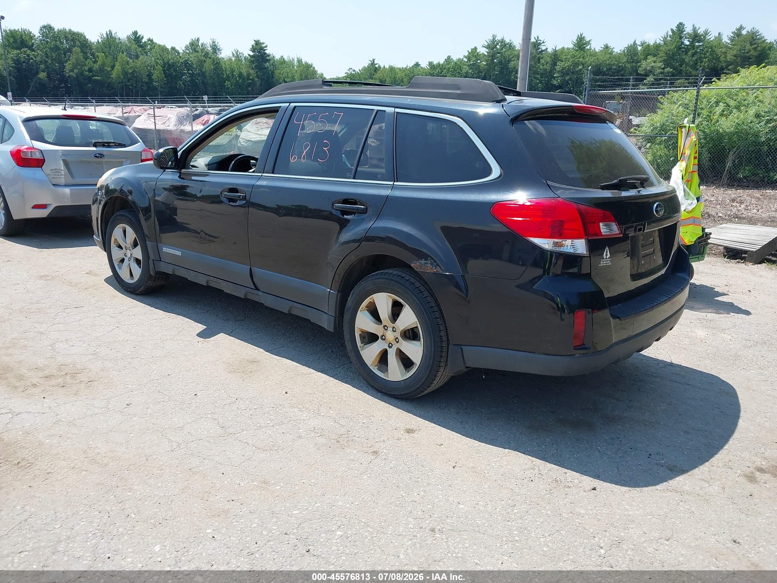 2010 Subaru Outback 2.5i Premium Черный vin: 4S4BRBCC2A3313644