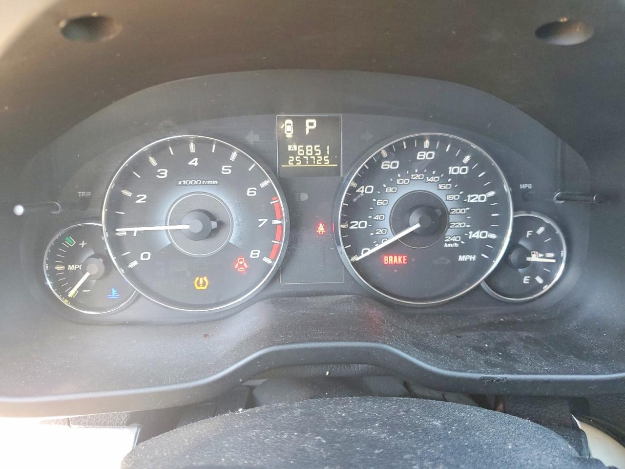 2010 Subaru Outback Silver vin: 4S4BRBCC2A3378624