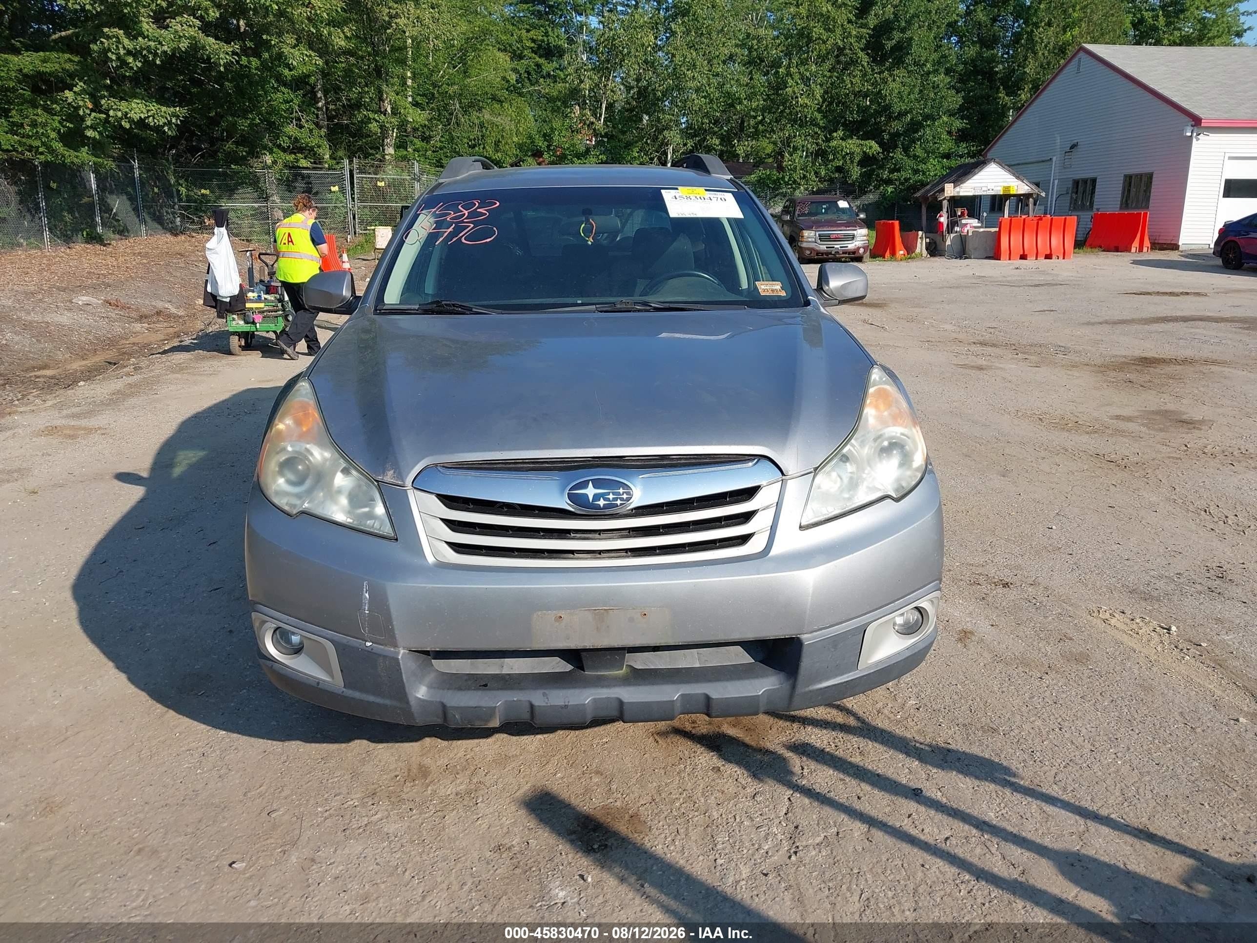 2011 Subaru Outback 2.5i Premium Gray vin: 4S4BRBCC2B1345362