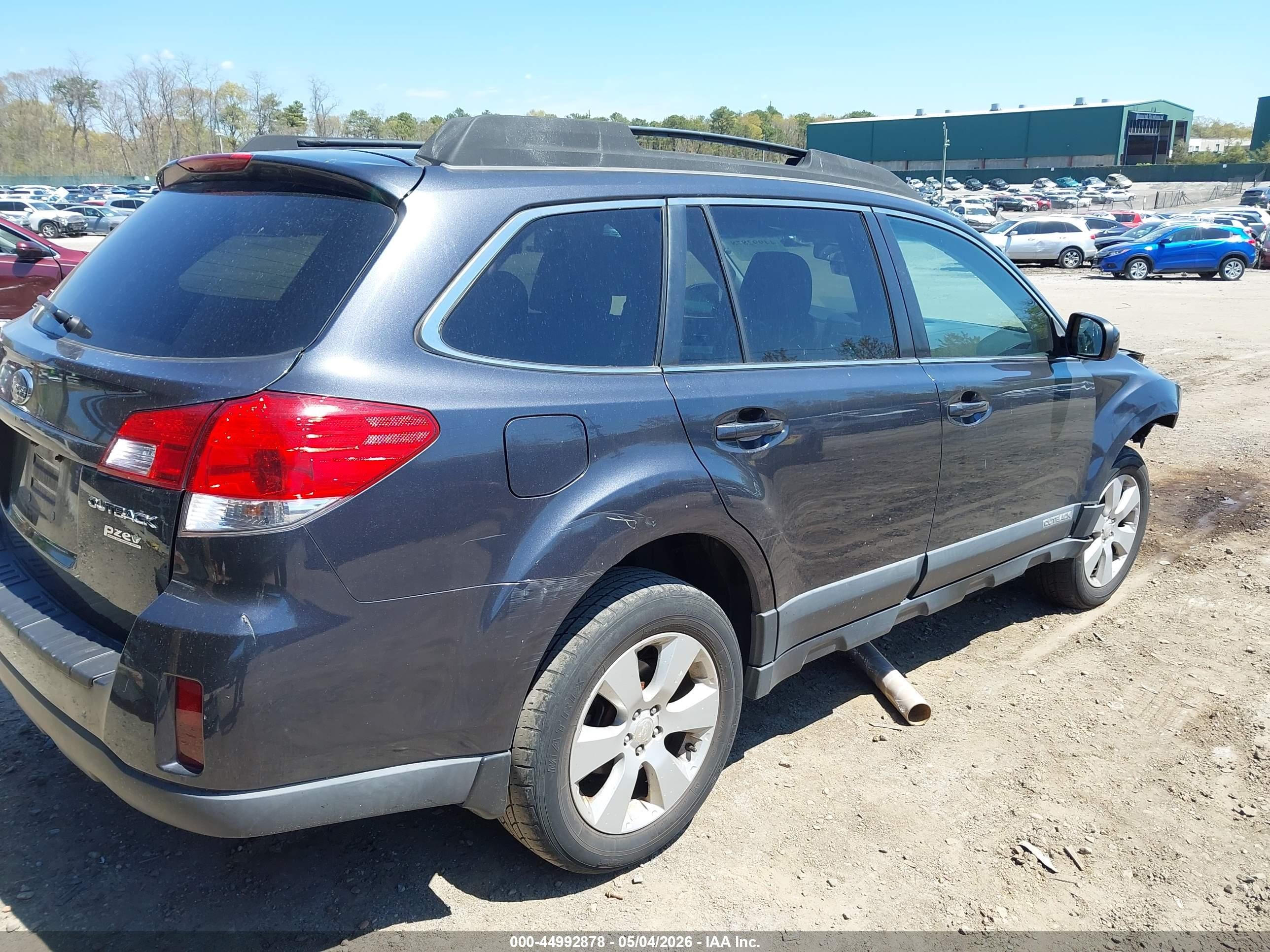 2011 Subaru Outback 2.5i Premium Gray vin: 4S4BRBCC2B3391259